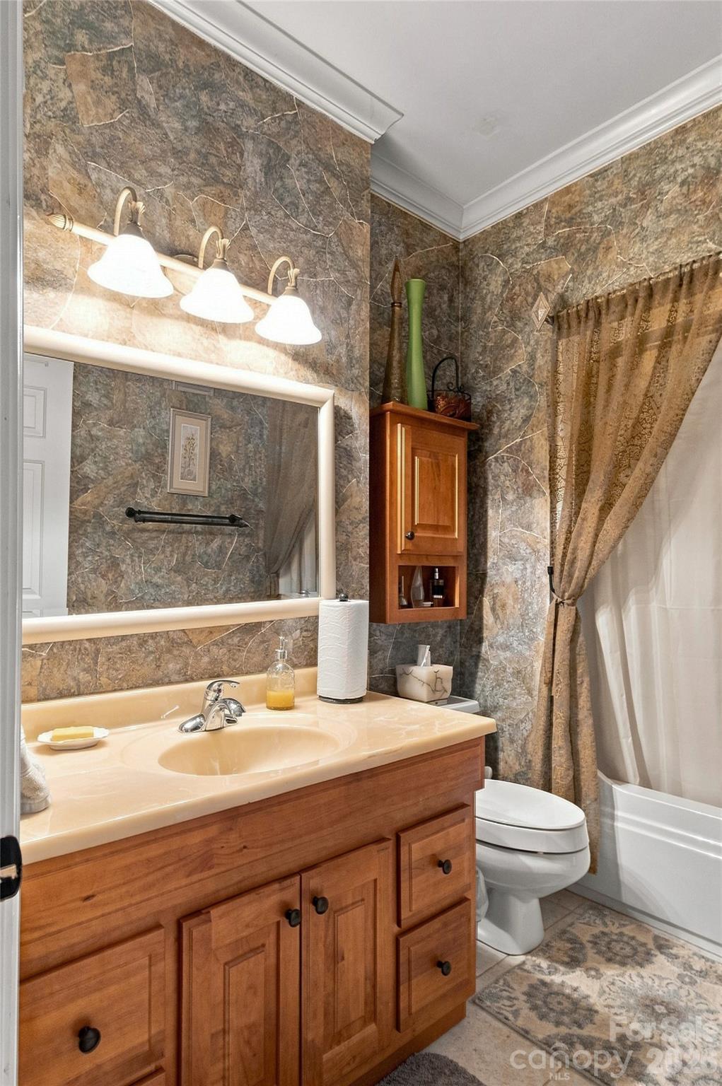 Single Family Residence at 1808 Country Garden Drive, Shelby, photo 30 of 48