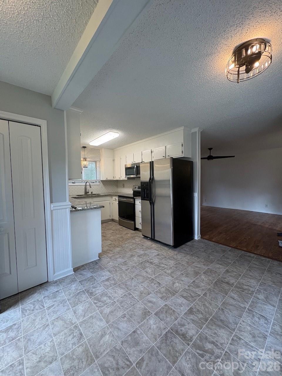Single Family Residence at 107 Ephraim Drive, Salisbury, photo 5 of 23