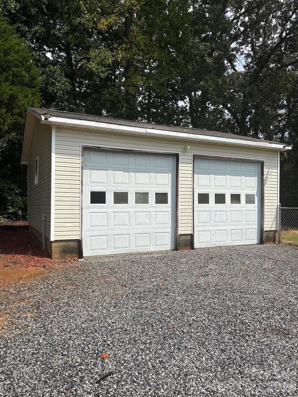 Single Family Residence at 107 Ephraim Drive, Salisbury, photo 18 of 23