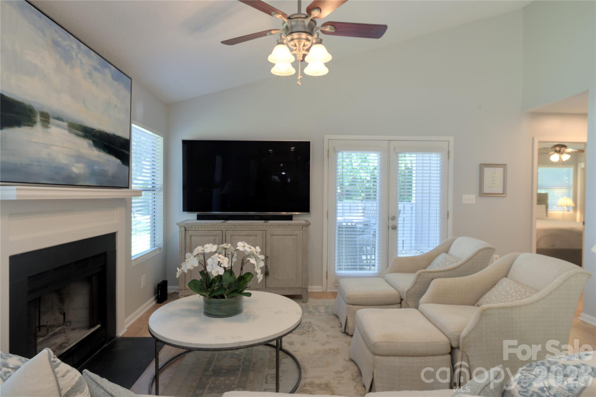 Livingarea4 - 7615 Woods Lane, Cornelius