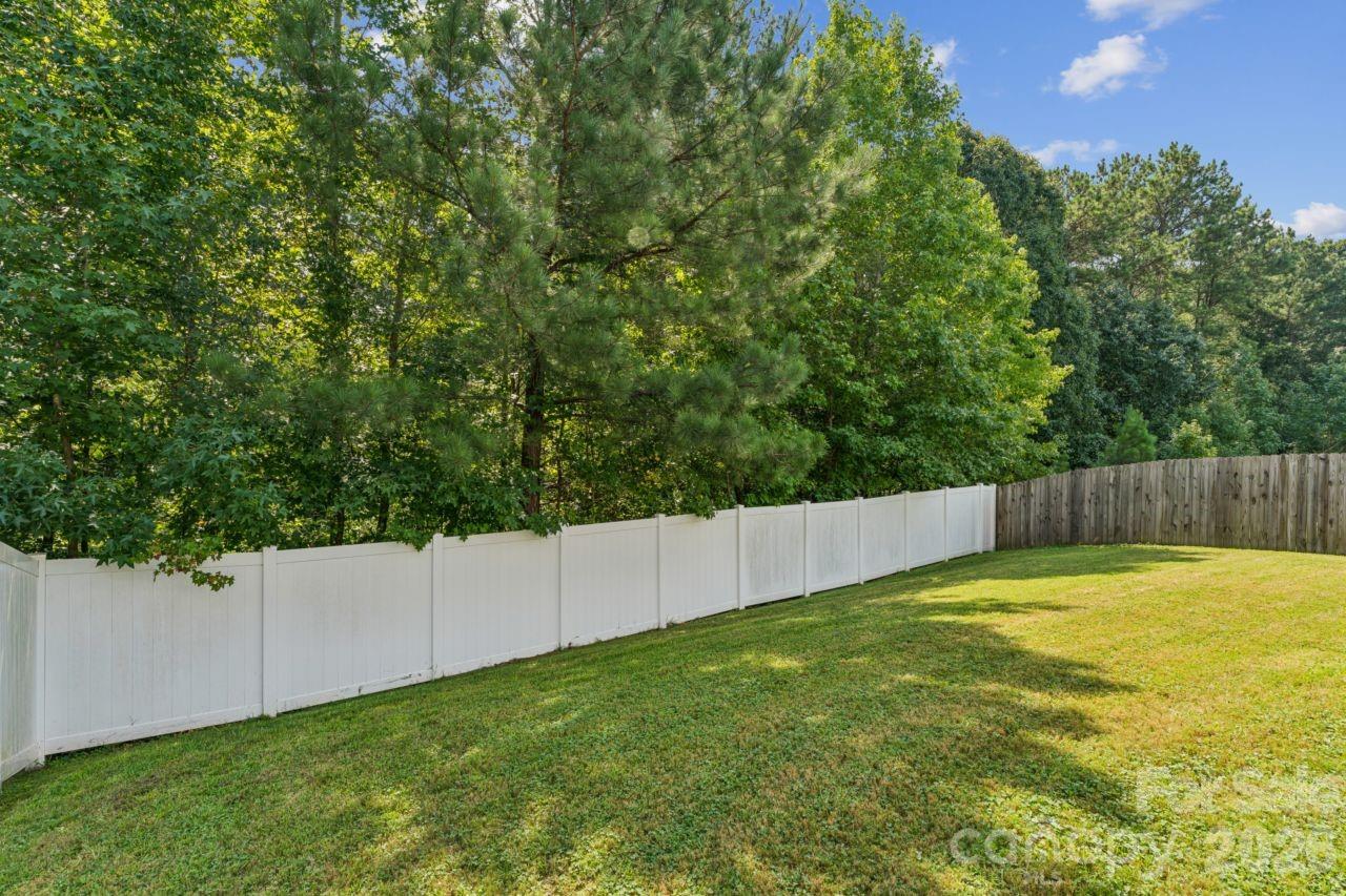 Single Family Residence at 768 Fraternity Row, Kannapolis, photo 3 of 20