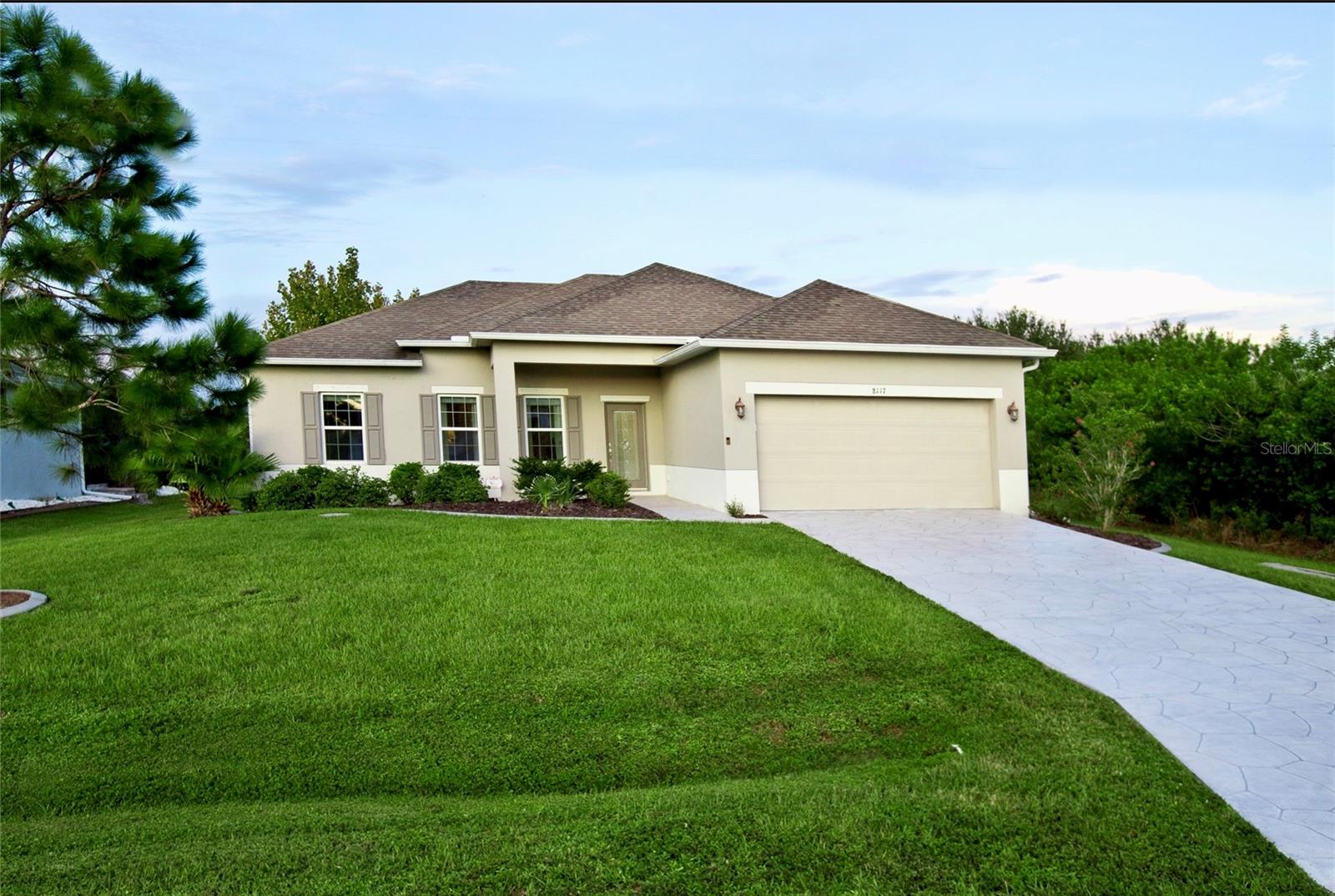8117 TECUMSEH CIR