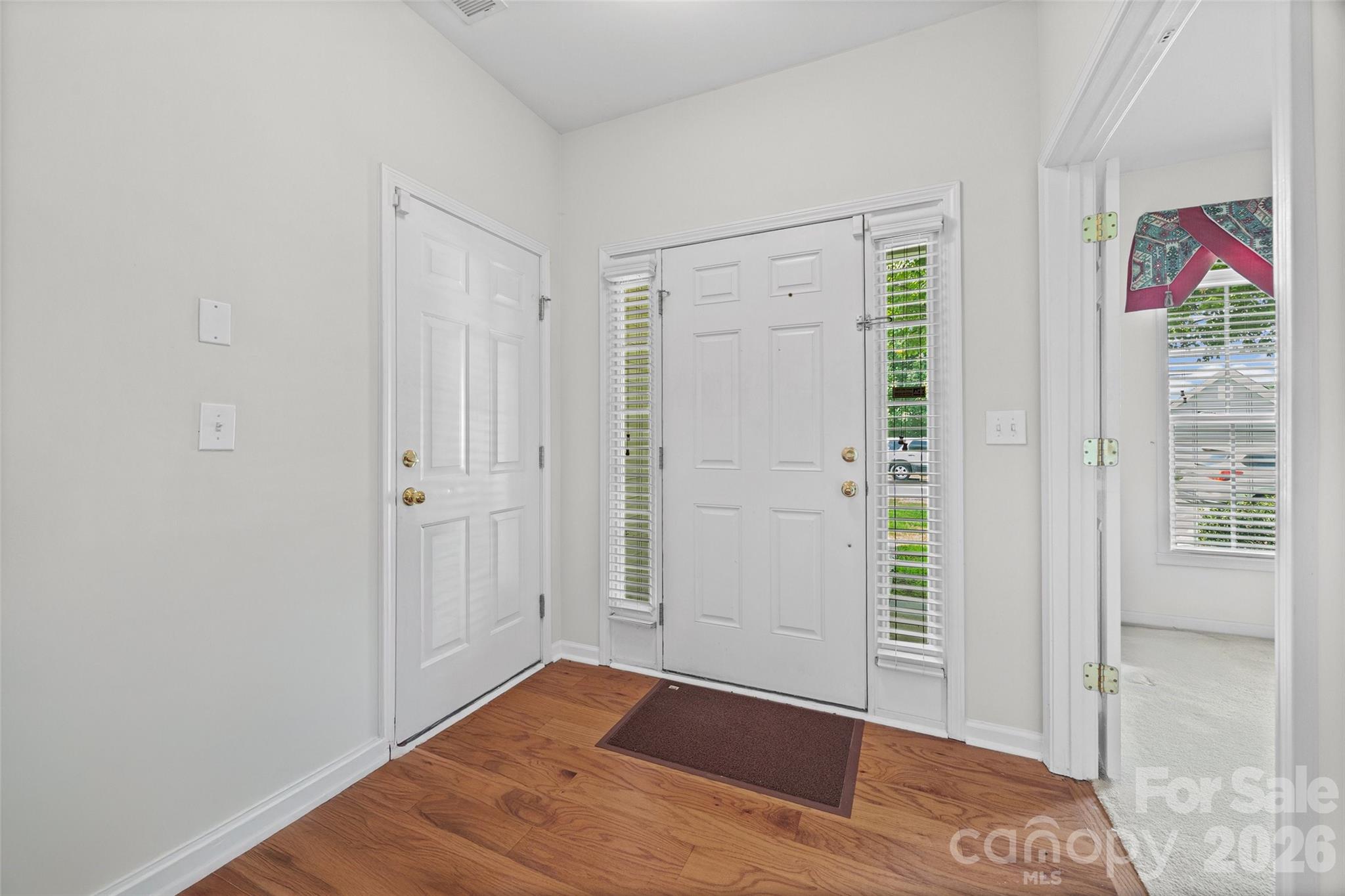 Single Family Residence at 258 Tradition Way, Rock Hill, photo 3 of 31
