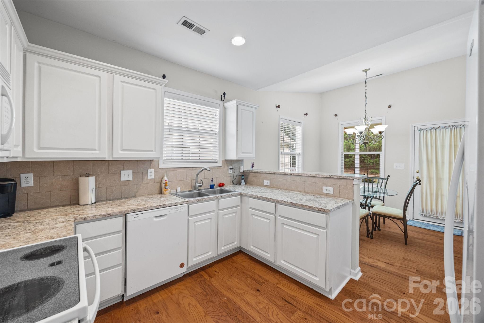 Single Family Residence at 258 Tradition Way, Rock Hill, photo 8 of 31