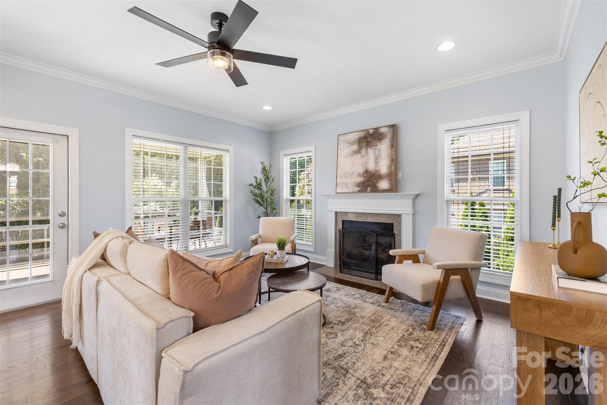 Living room - 5508 Tillery Lane, Gastonia