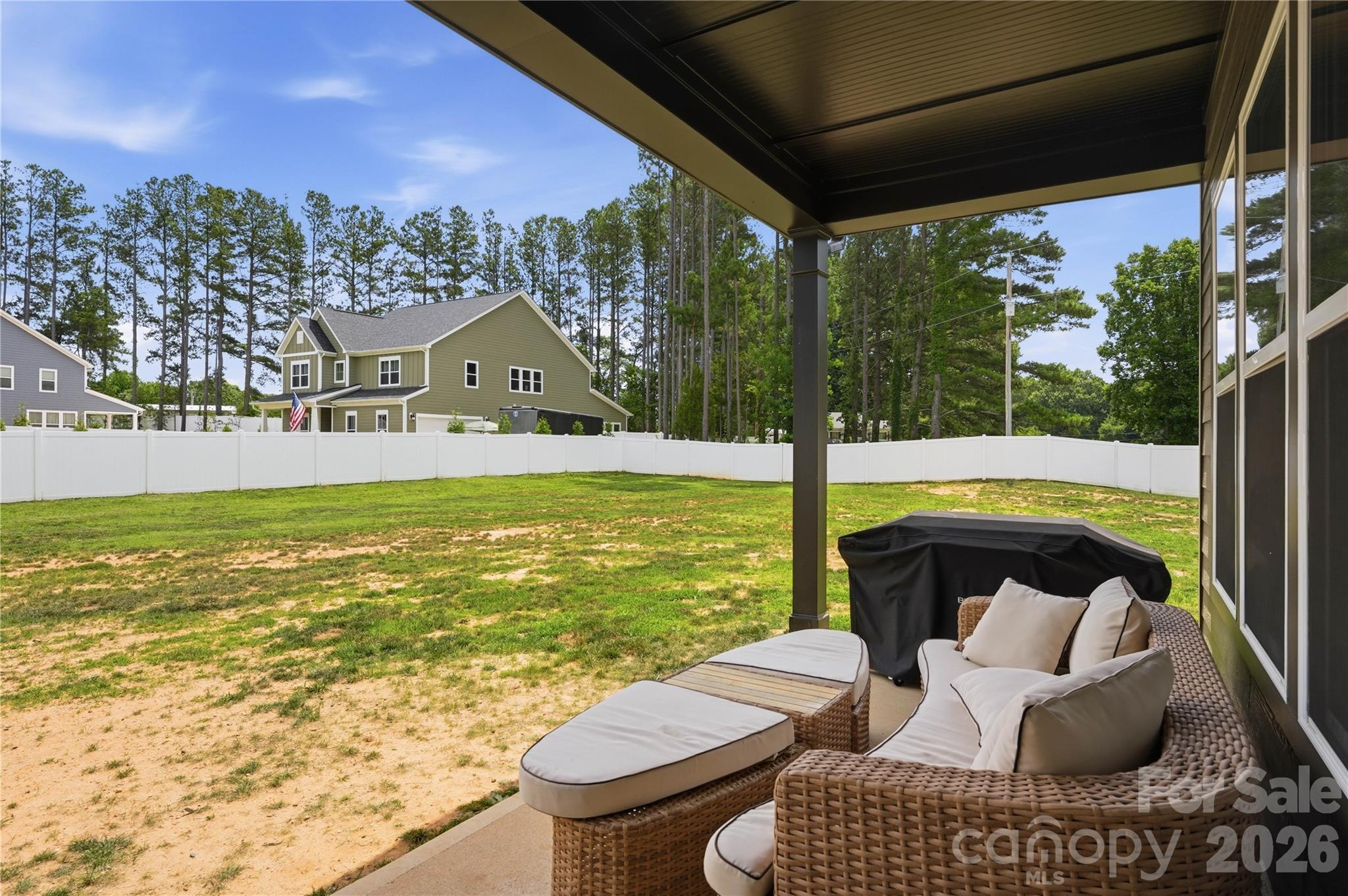 Single Family Residence at 322 Shinnville Road, Mooresville, photo 5 of 39