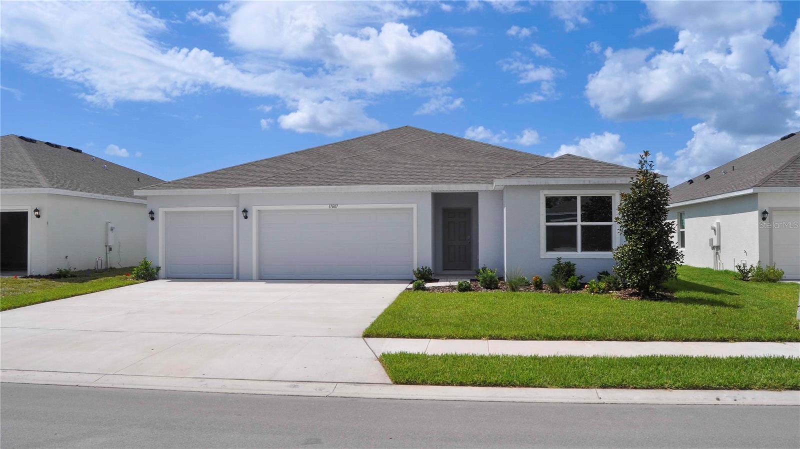 Single Family Residence at 17607 WHISKEY CREEK TRL, PARRISH