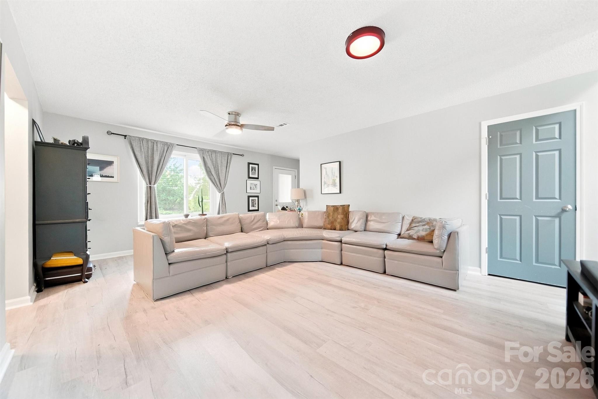 Open concept Living room - 717 2nd Street Place SW, Conover