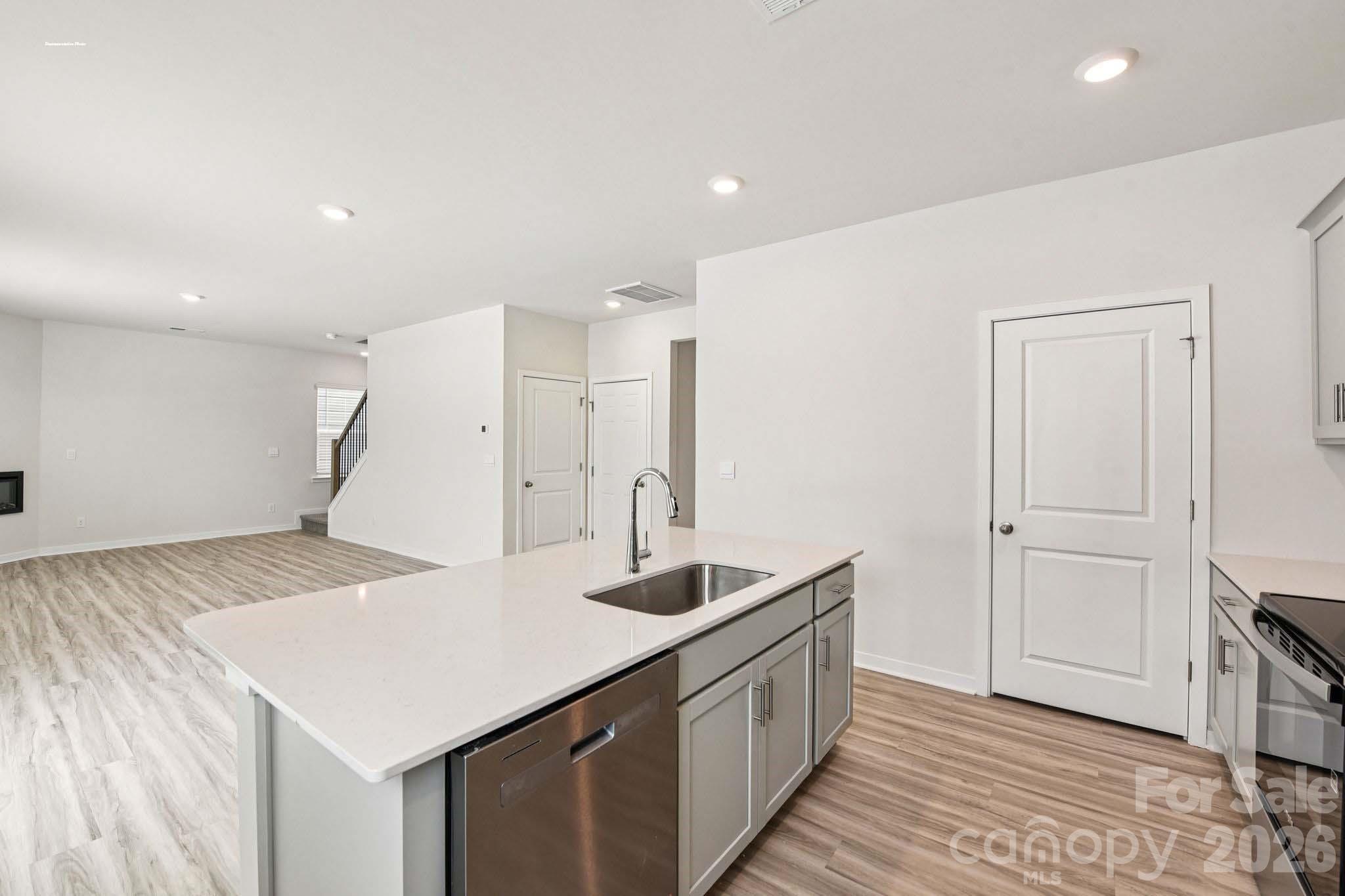 Single Family Residence at 472 Dazzle Loop, Newton, photo 8 of 24
