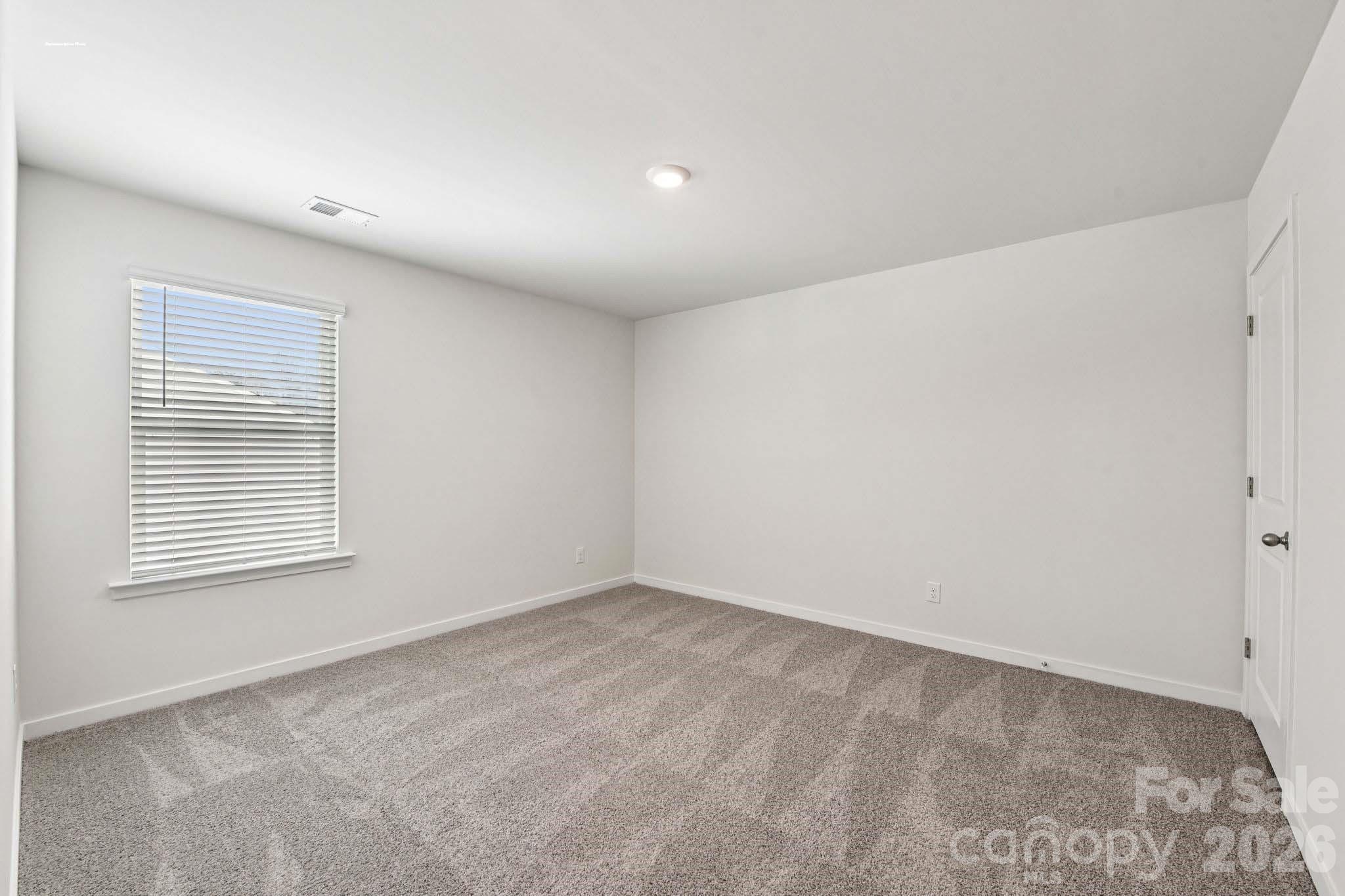 Single Family Residence at 472 Dazzle Loop, Newton, photo 13 of 24