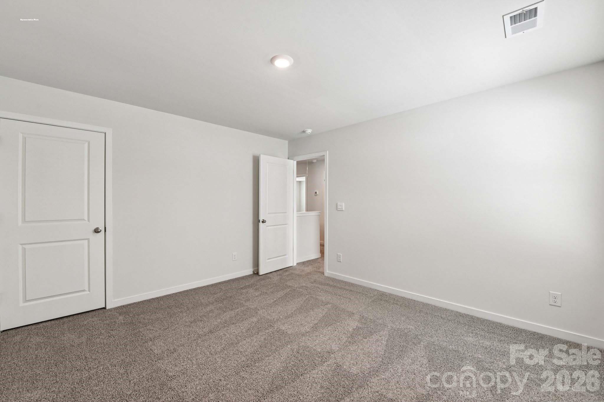Single Family Residence at 472 Dazzle Loop, Newton, photo 14 of 24