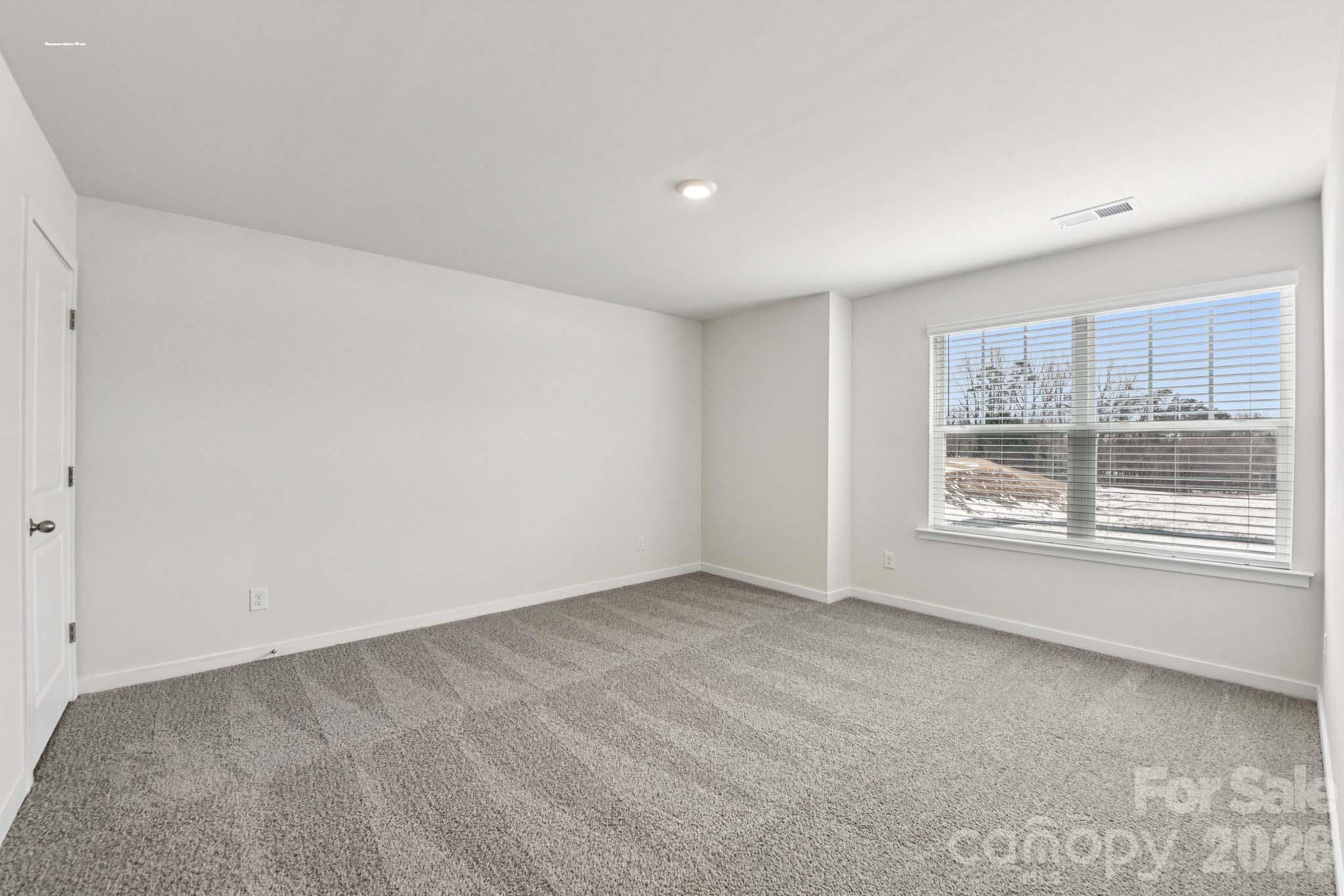 Single Family Residence at 472 Dazzle Loop, Newton, photo 18 of 24