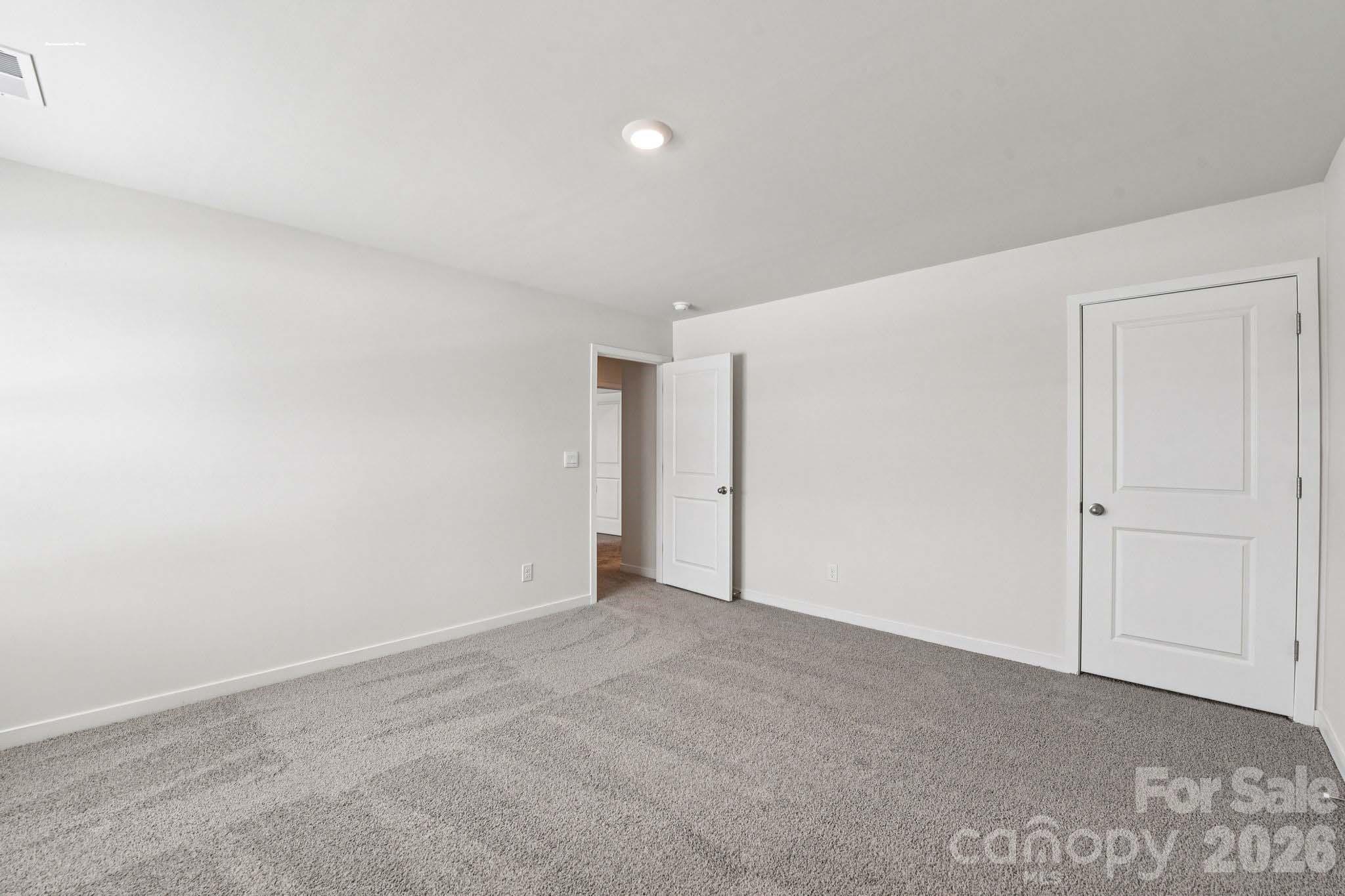 Single Family Residence at 472 Dazzle Loop, Newton, photo 19 of 24