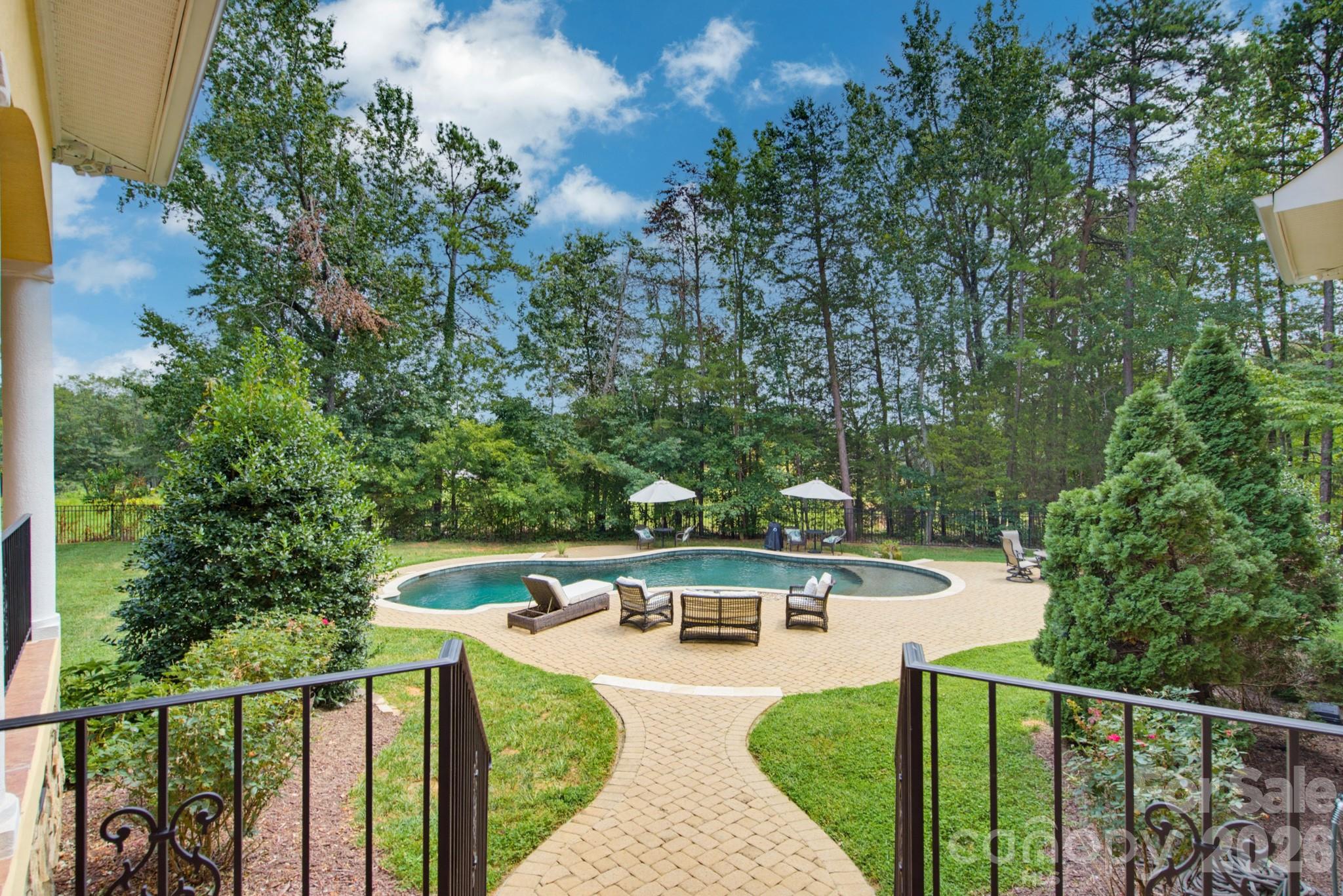 Single Family Residence at 149 Vista Bluff Lane, Mooresville, photo 43 of 48