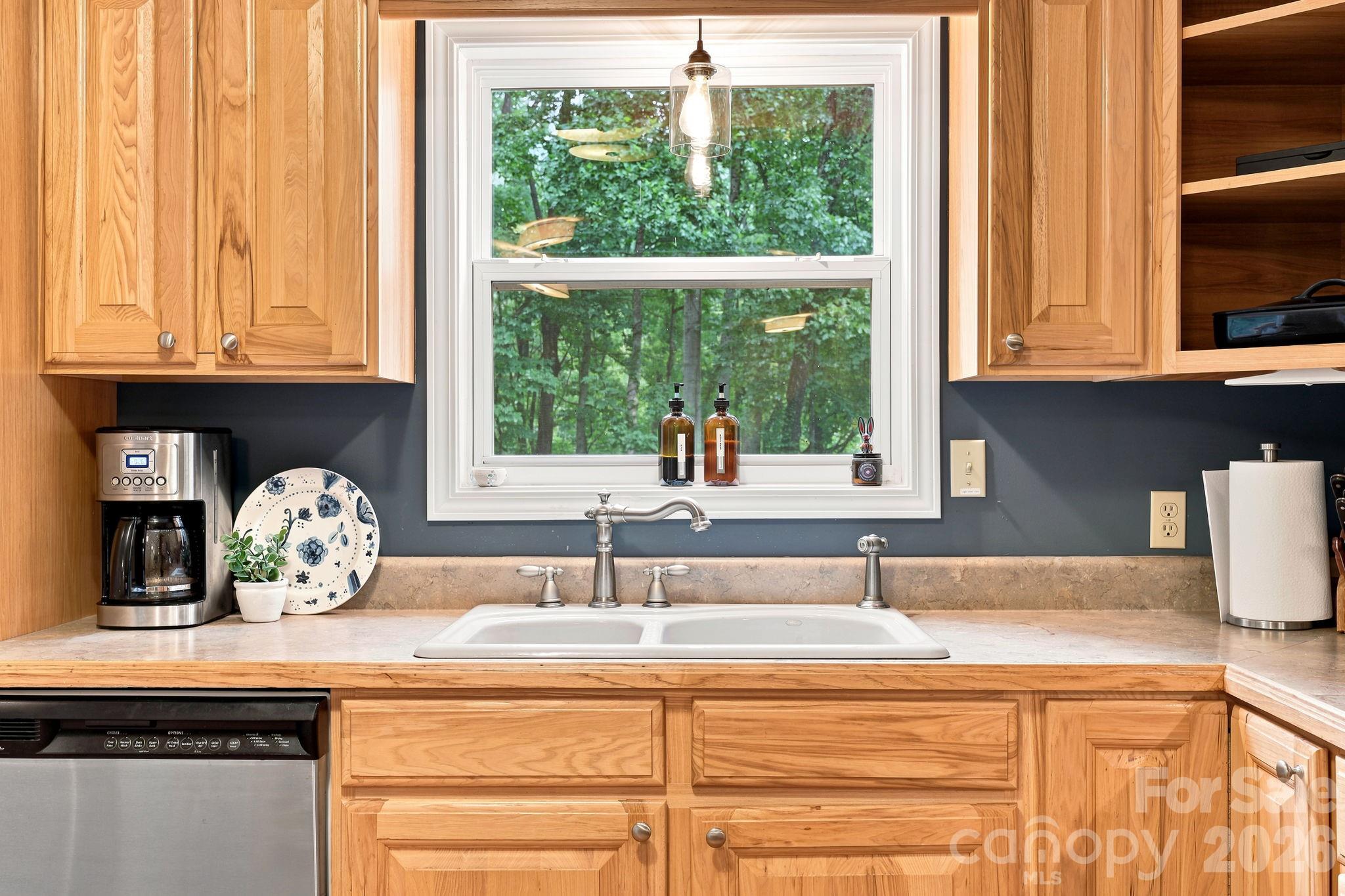 Single Family Residence at 291 Merrills Chase Road, Asheville, photo 7 of 42