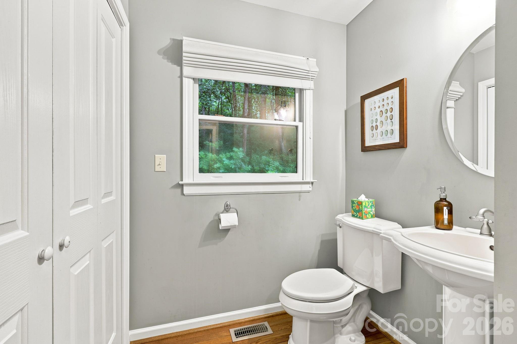 Single Family Residence at 291 Merrills Chase Road, Asheville, photo 16 of 42