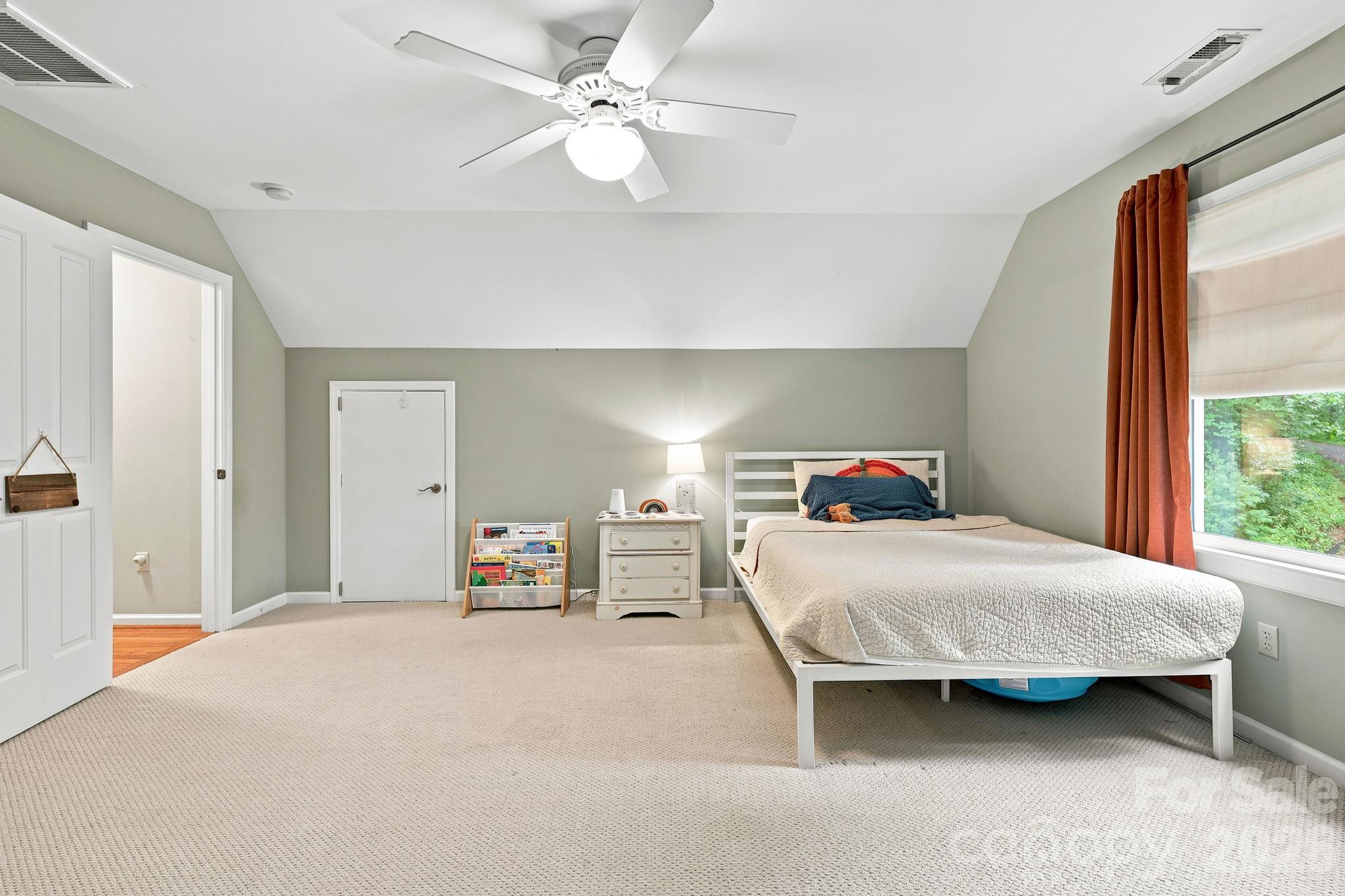 Single Family Residence at 291 Merrills Chase Road, Asheville, photo 29 of 42