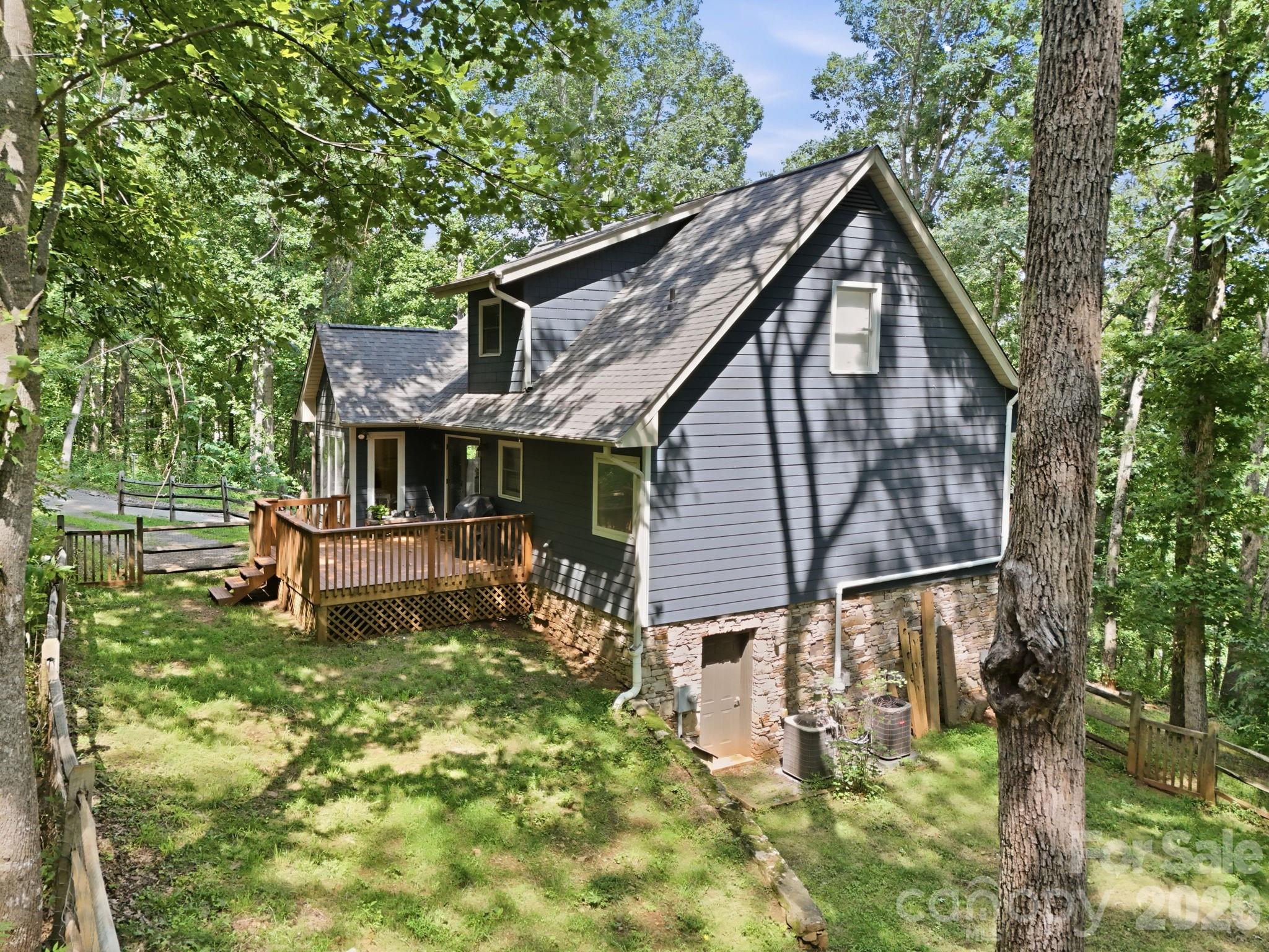 Single Family Residence at 291 Merrills Chase Road, Asheville, photo 33 of 42