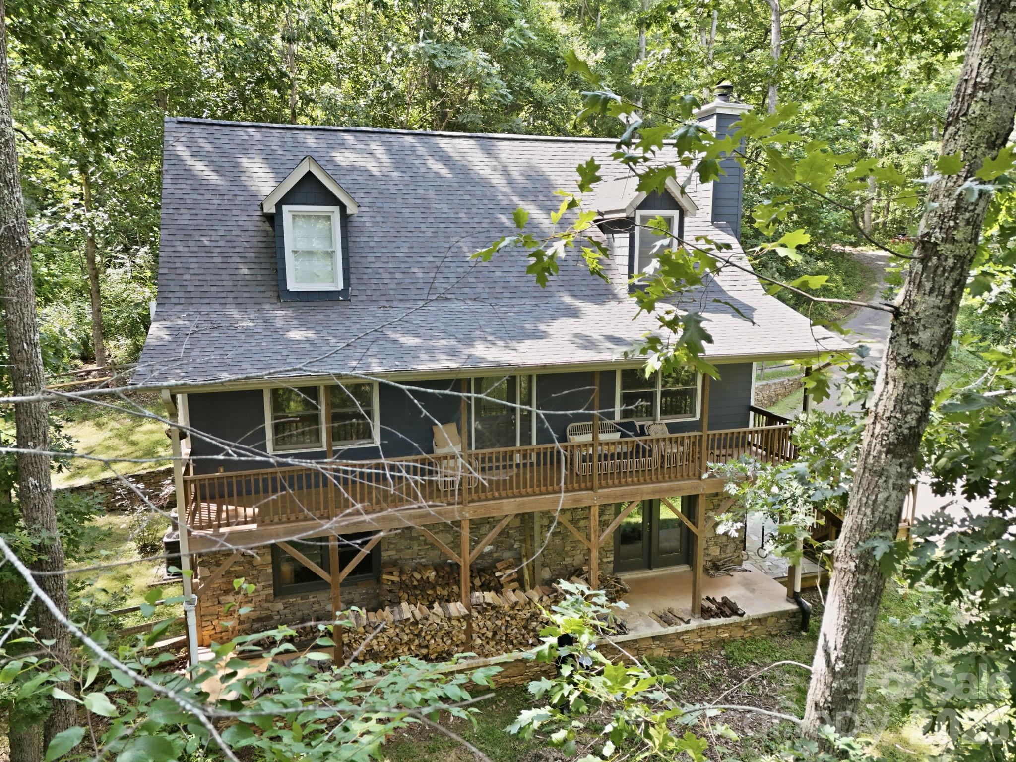 Single Family Residence at 291 Merrills Chase Road, Asheville, photo 34 of 42