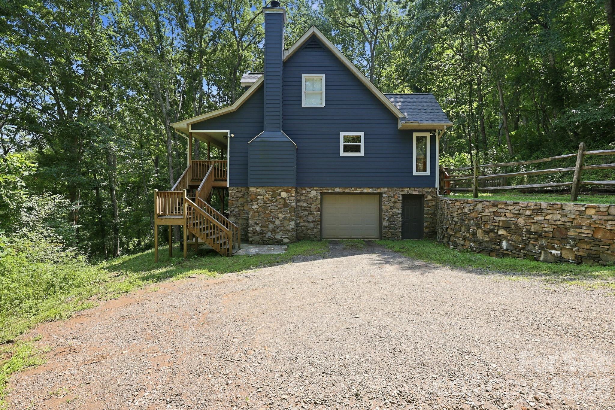 Single Family Residence at 291 Merrills Chase Road, Asheville, photo 37 of 42