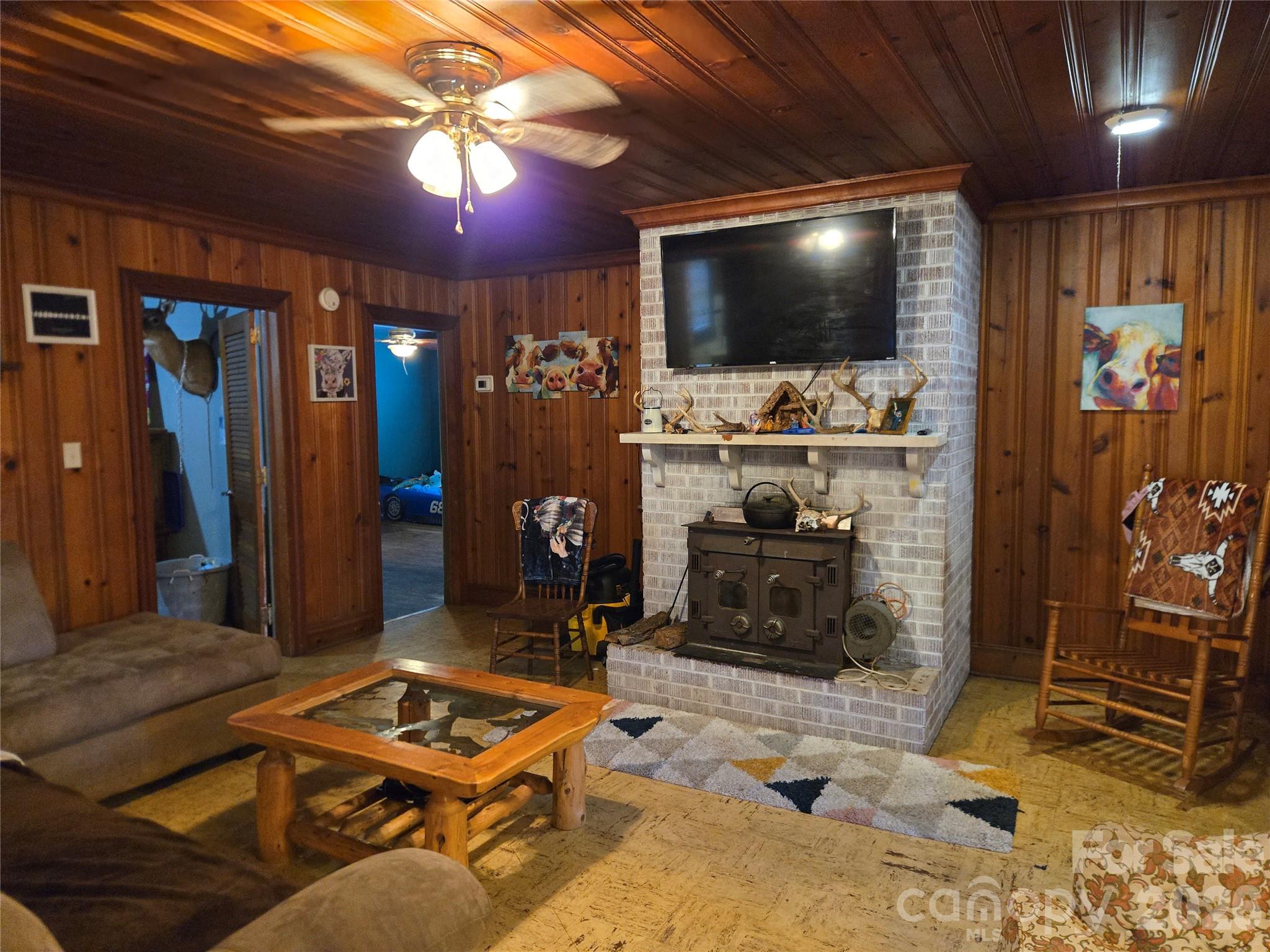 Living Room - 2703 Prospect Church Road, Mooresboro