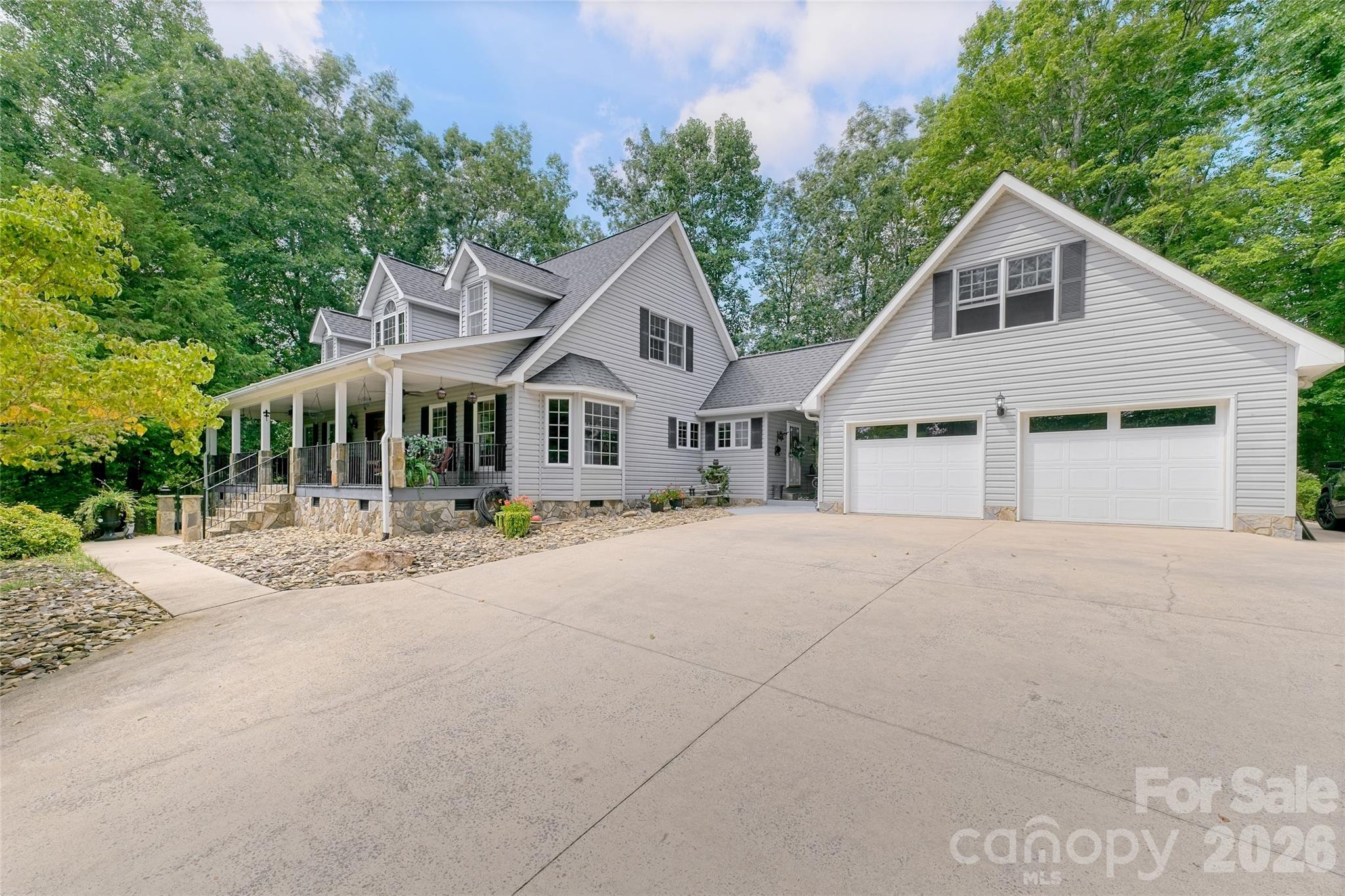 Single Family Residence at 846 Old US 221 Highway S, Marion, photo 6 of 48