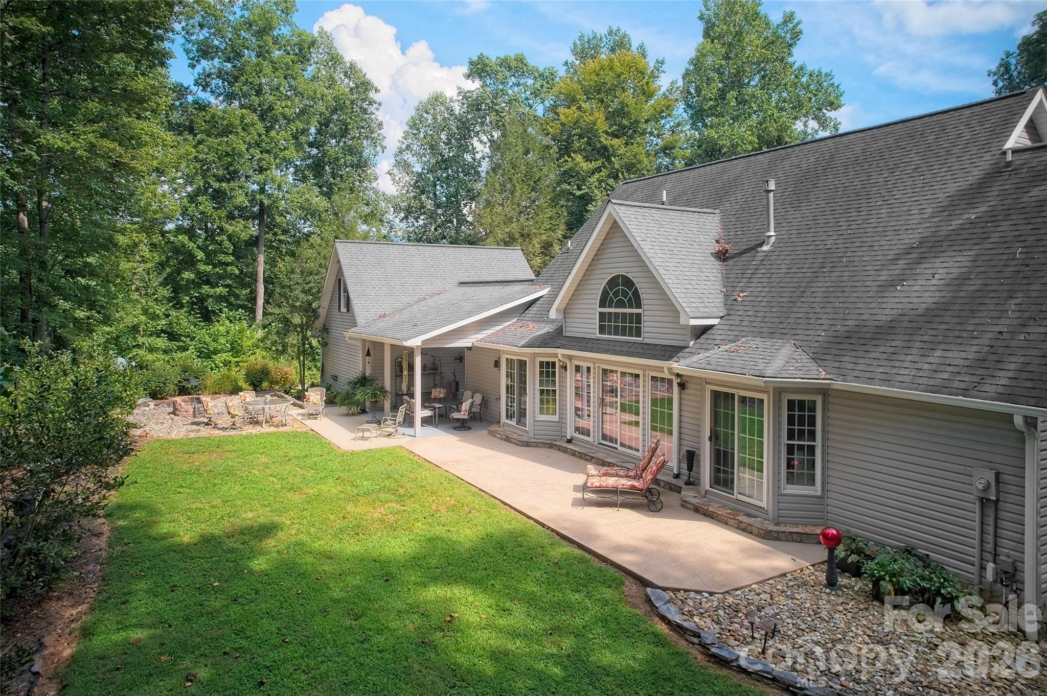 Single Family Residence at 846 Old US 221 Highway S, Marion, photo 7 of 48