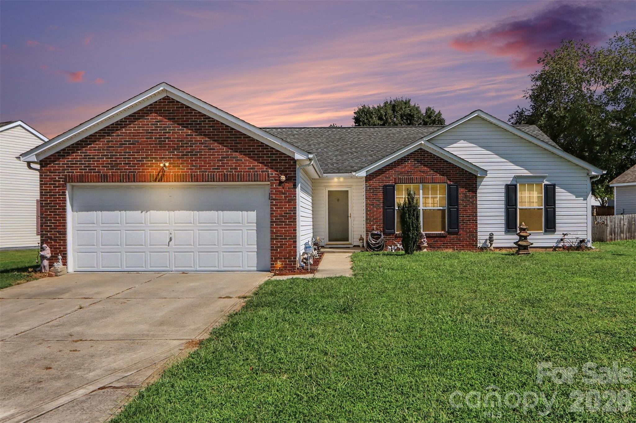 1068 Chapel Creek Road SW