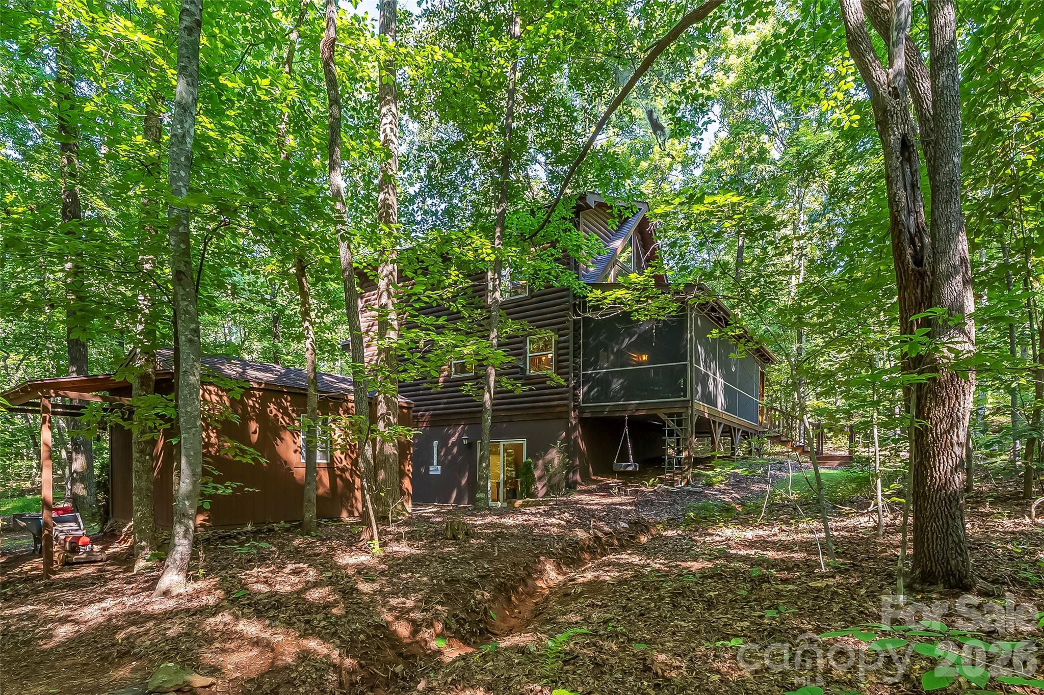 Single Family Residence at 204 Mountain Vista Drive, Nebo, photo 6 of 43