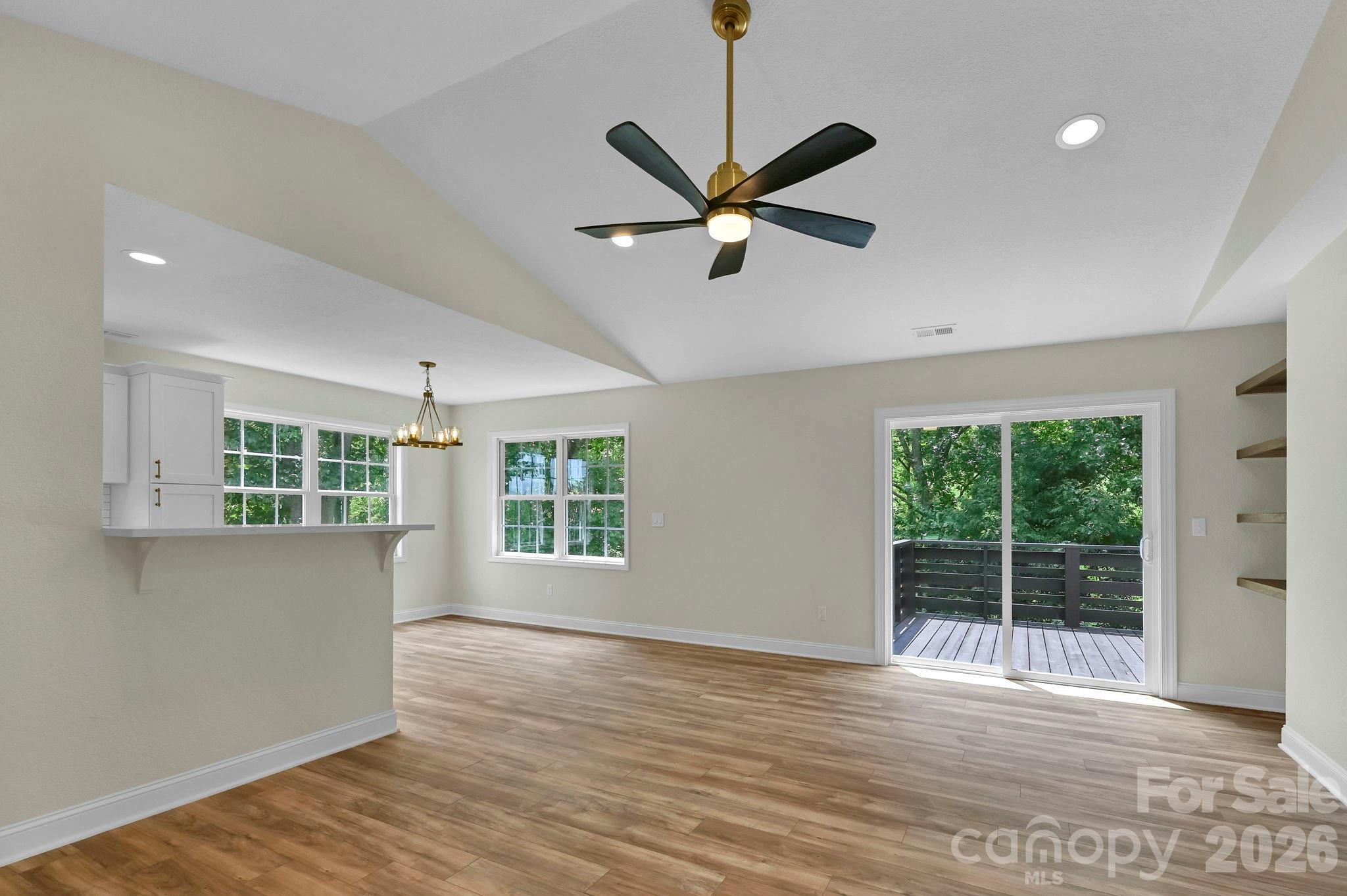 Single Family Residence at 157 Scarlett Ridge Drive, Marshall, photo 7 of 48