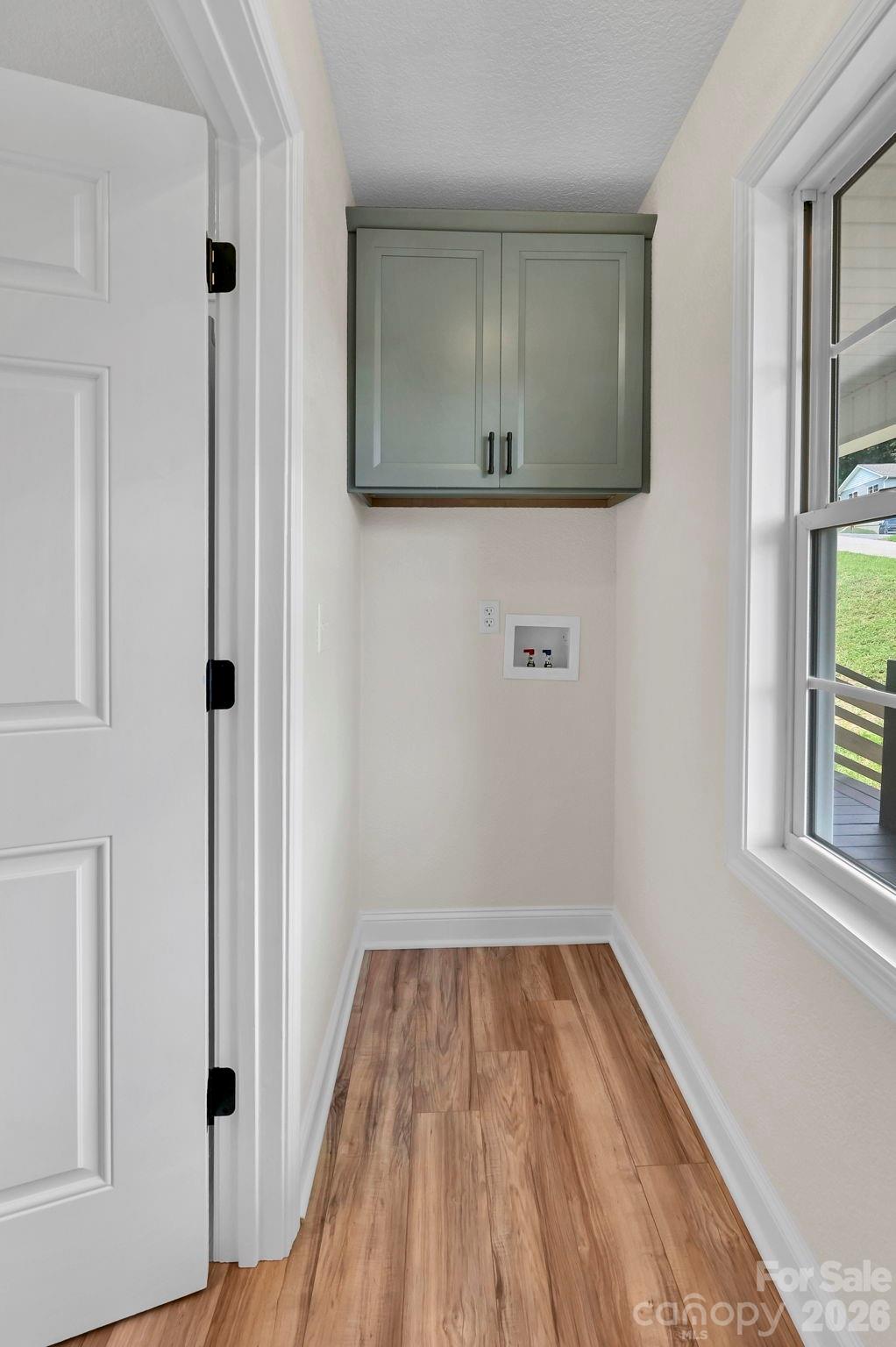 Single Family Residence at 157 Scarlett Ridge Drive, Marshall, photo 16 of 48