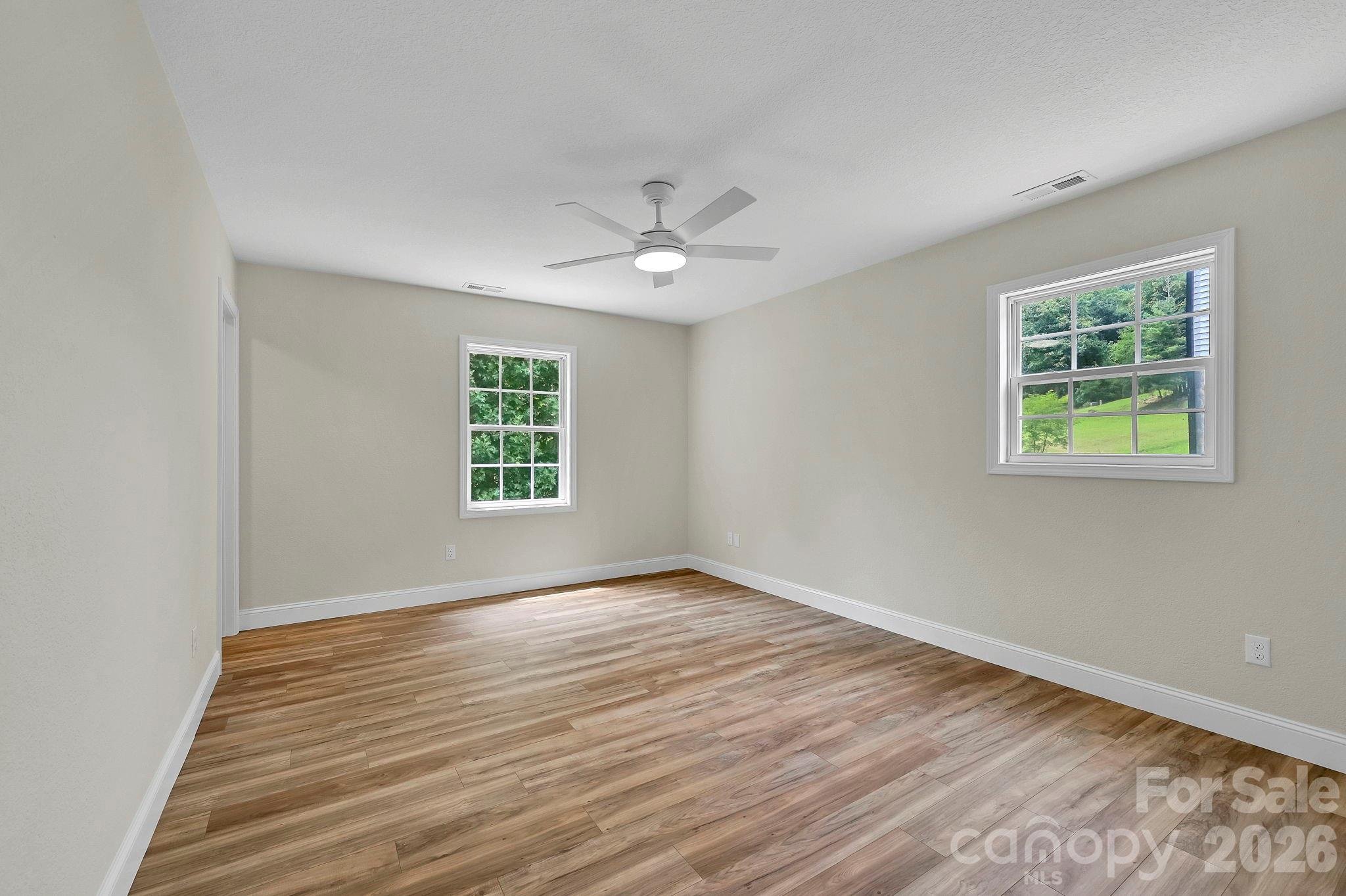 Single Family Residence at 157 Scarlett Ridge Drive, Marshall, photo 22 of 48