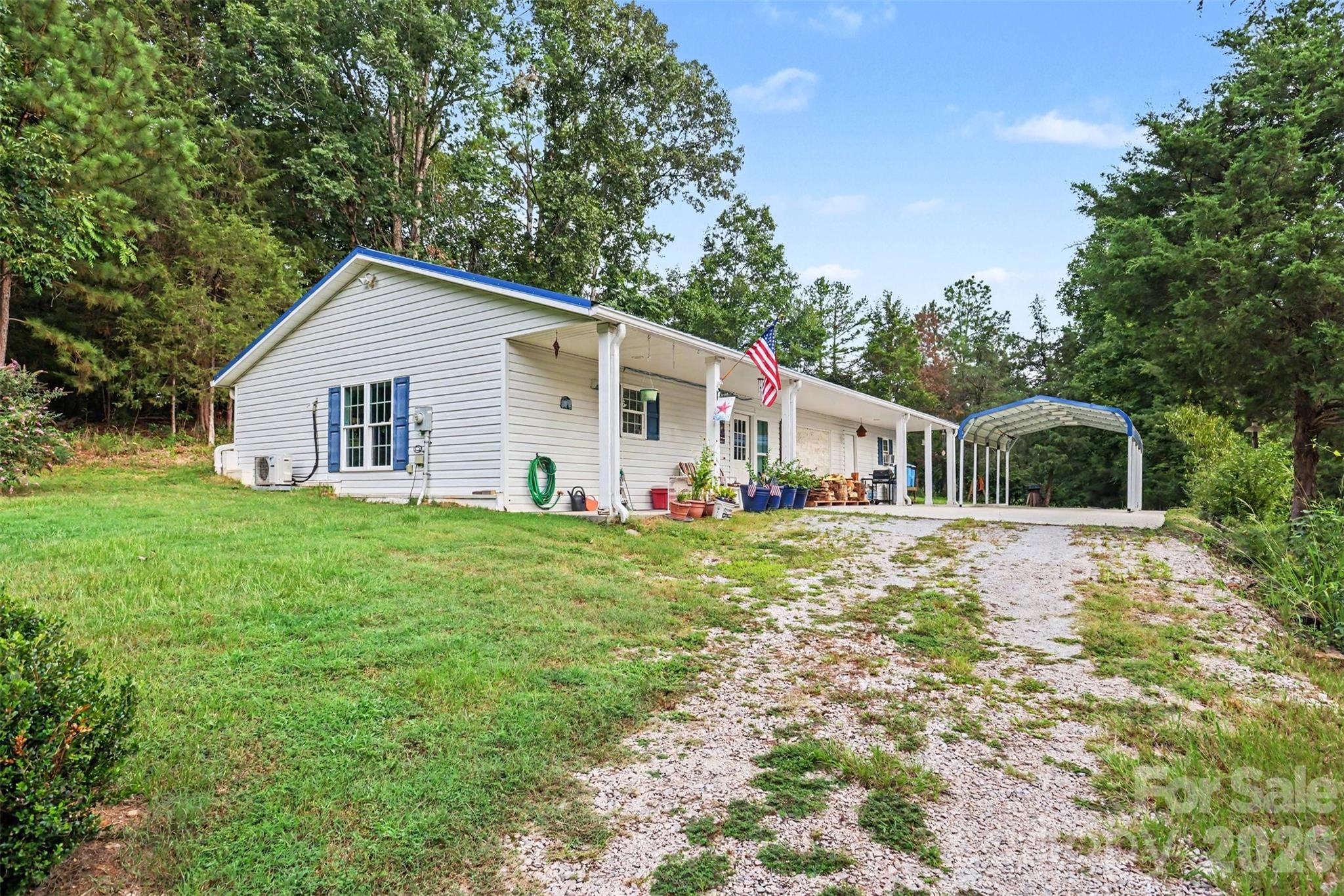 Single Family Residence at 9324 Simpson Road, Waxhaw, photo 11 of 17