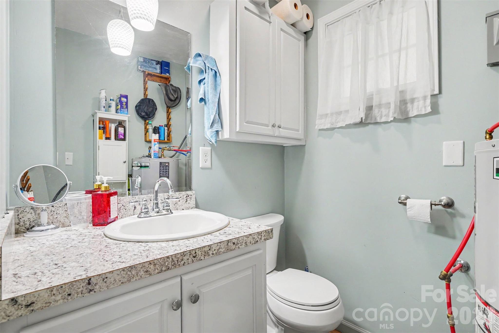 Single Family Residence at 9324 Simpson Road, Waxhaw, photo 6 of 17