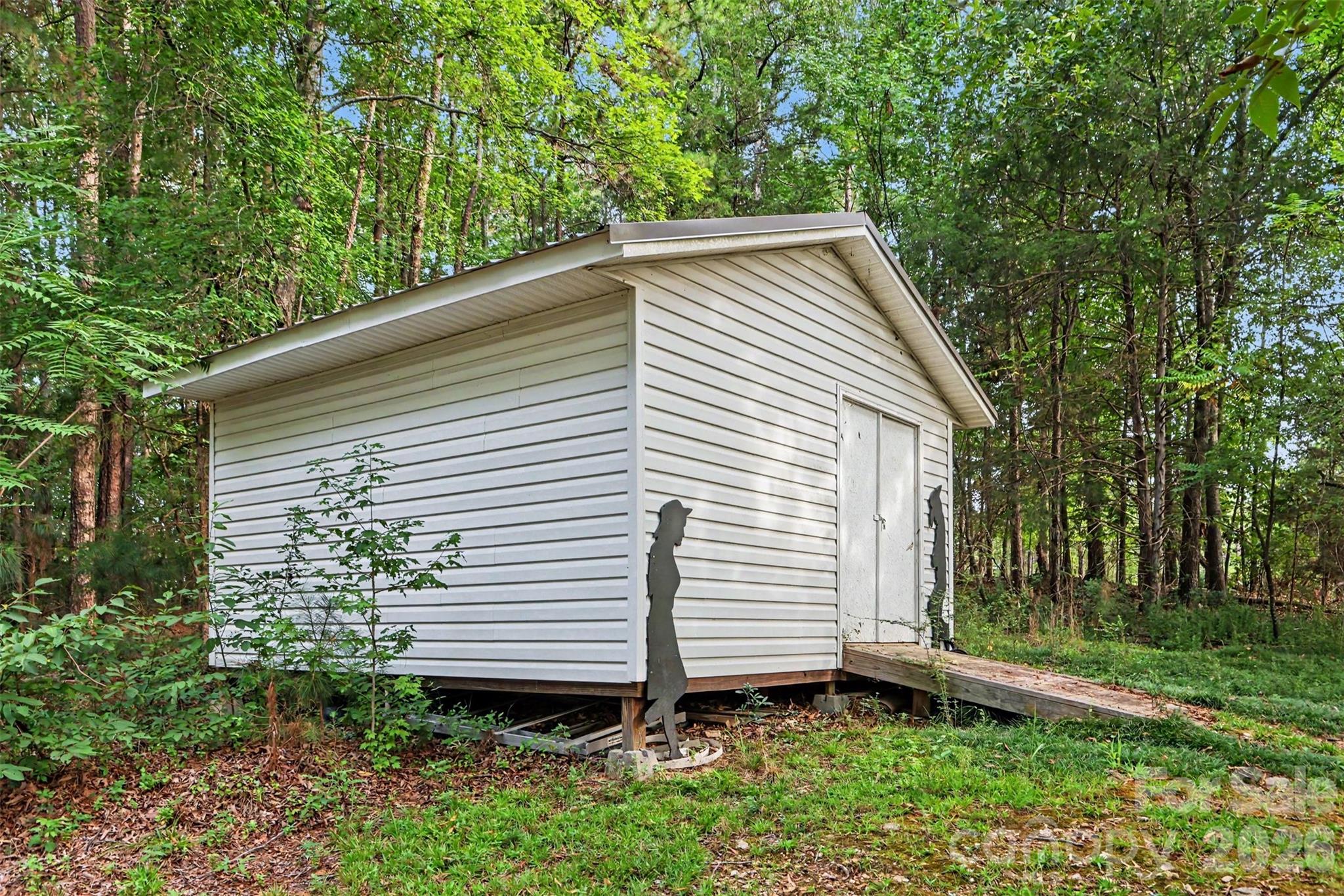 Single Family Residence at 9324 Simpson Road, Waxhaw, photo 15 of 17