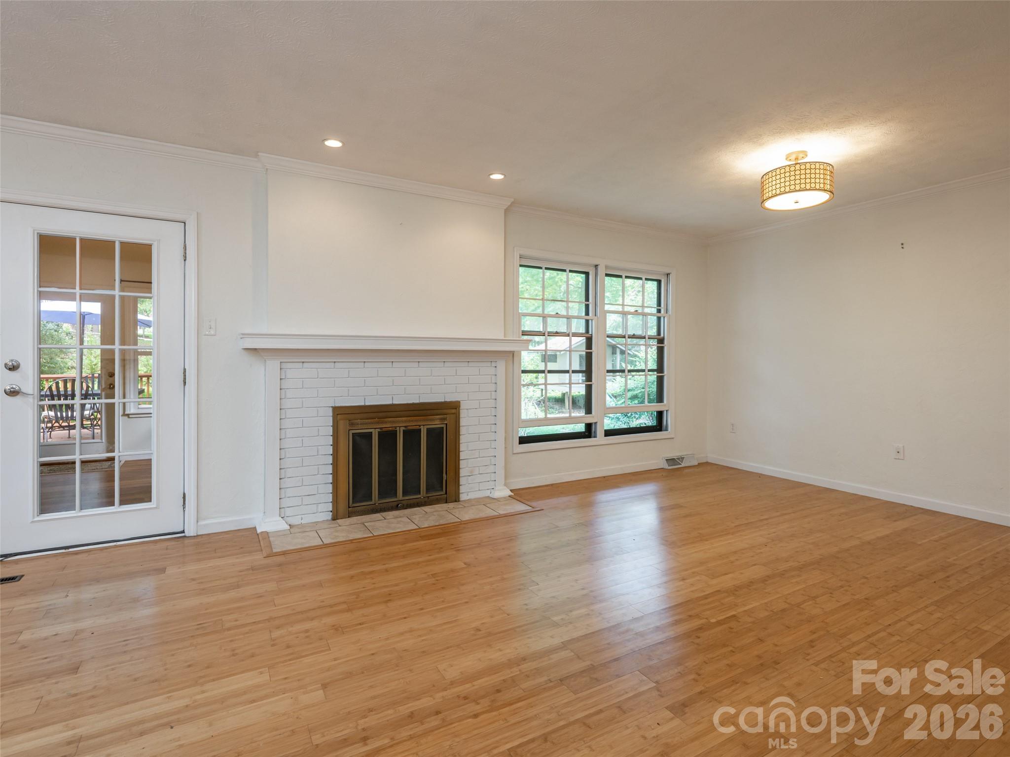 Single Family Residence at 14 Forest Ridge Drive, Arden, photo 9 of 40