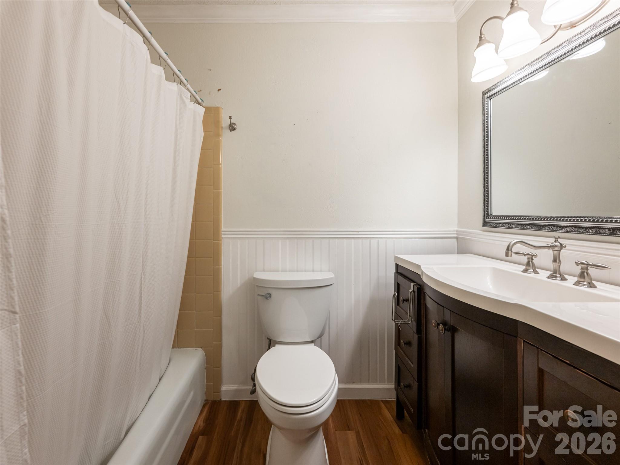Single Family Residence at 14 Forest Ridge Drive, Arden, photo 22 of 40