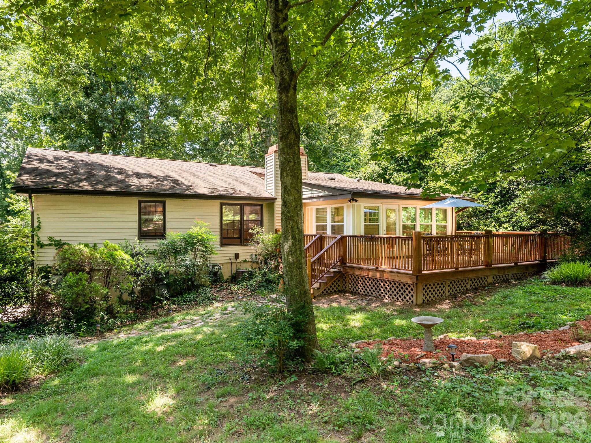 Single Family Residence at 14 Forest Ridge Drive, Arden, photo 34 of 40