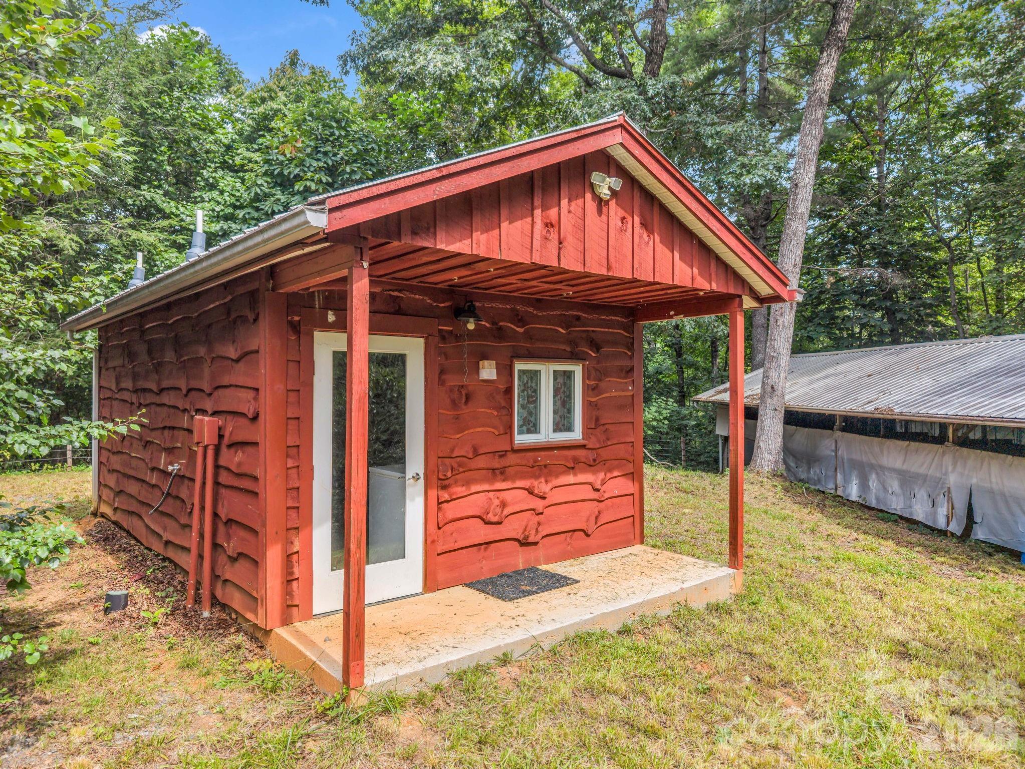 FDA approved Meat processing hut - 136 Limousine Lane, Pisgah Forest