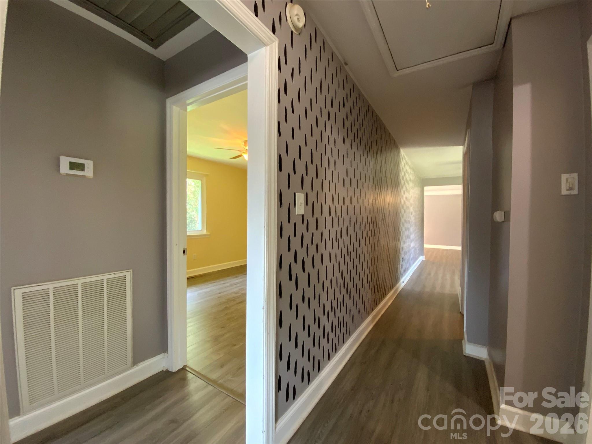 Hallway - 325 Glenwood Drive, Mooresville