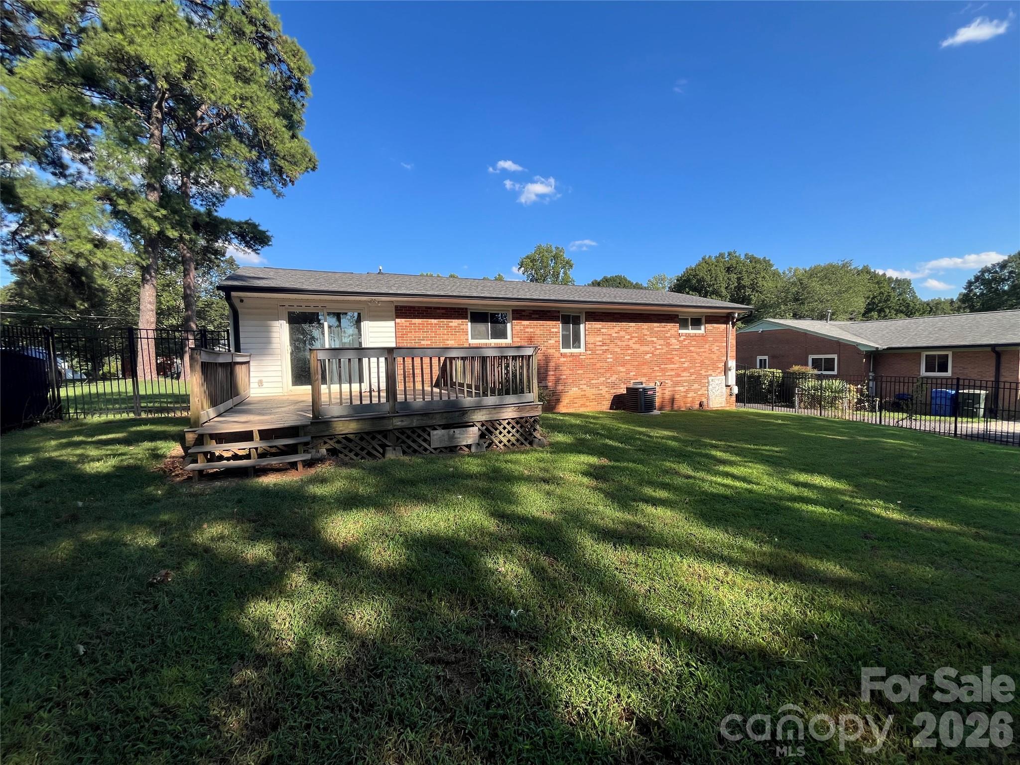 Backyard - 325 Glenwood Drive, Mooresville