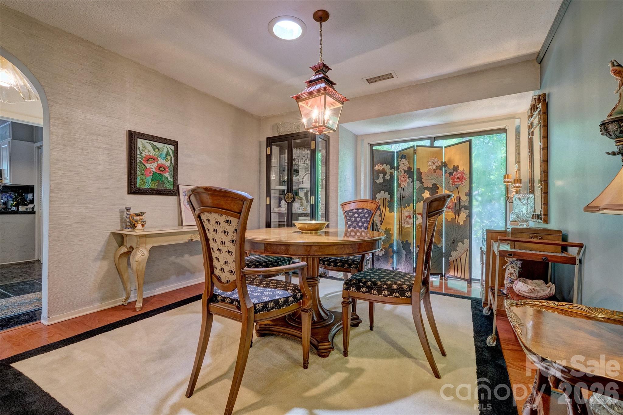 Single Family Residence at 3 King Haigler Chase Street, Lake Wylie, photo 3 of 33
