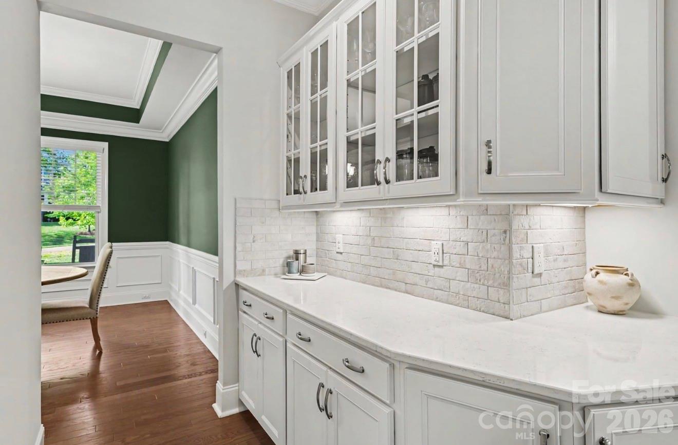 Single Family Residence at 113 Cross Current Lane, Belmont, photo 14 of 48
