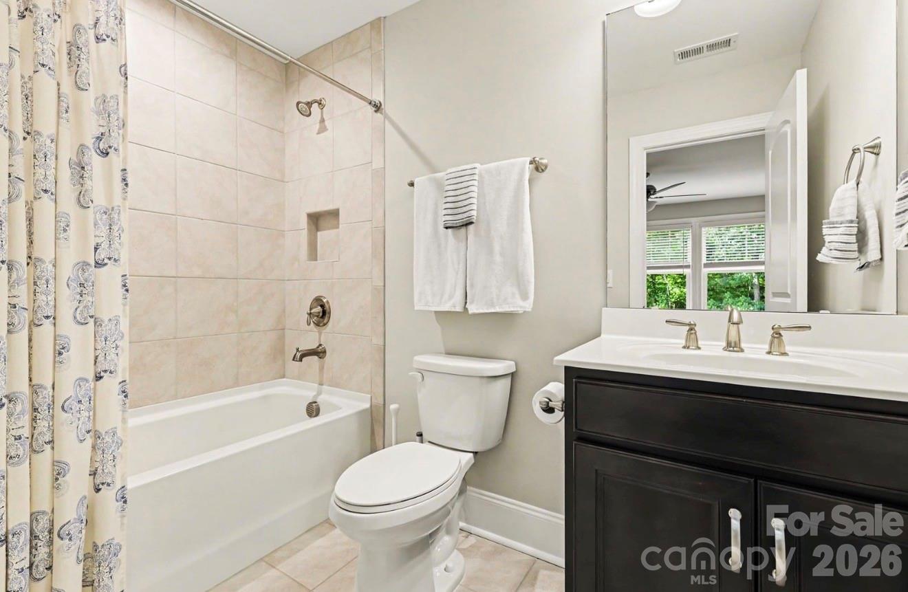 Single Family Residence at 113 Cross Current Lane, Belmont, photo 36 of 48