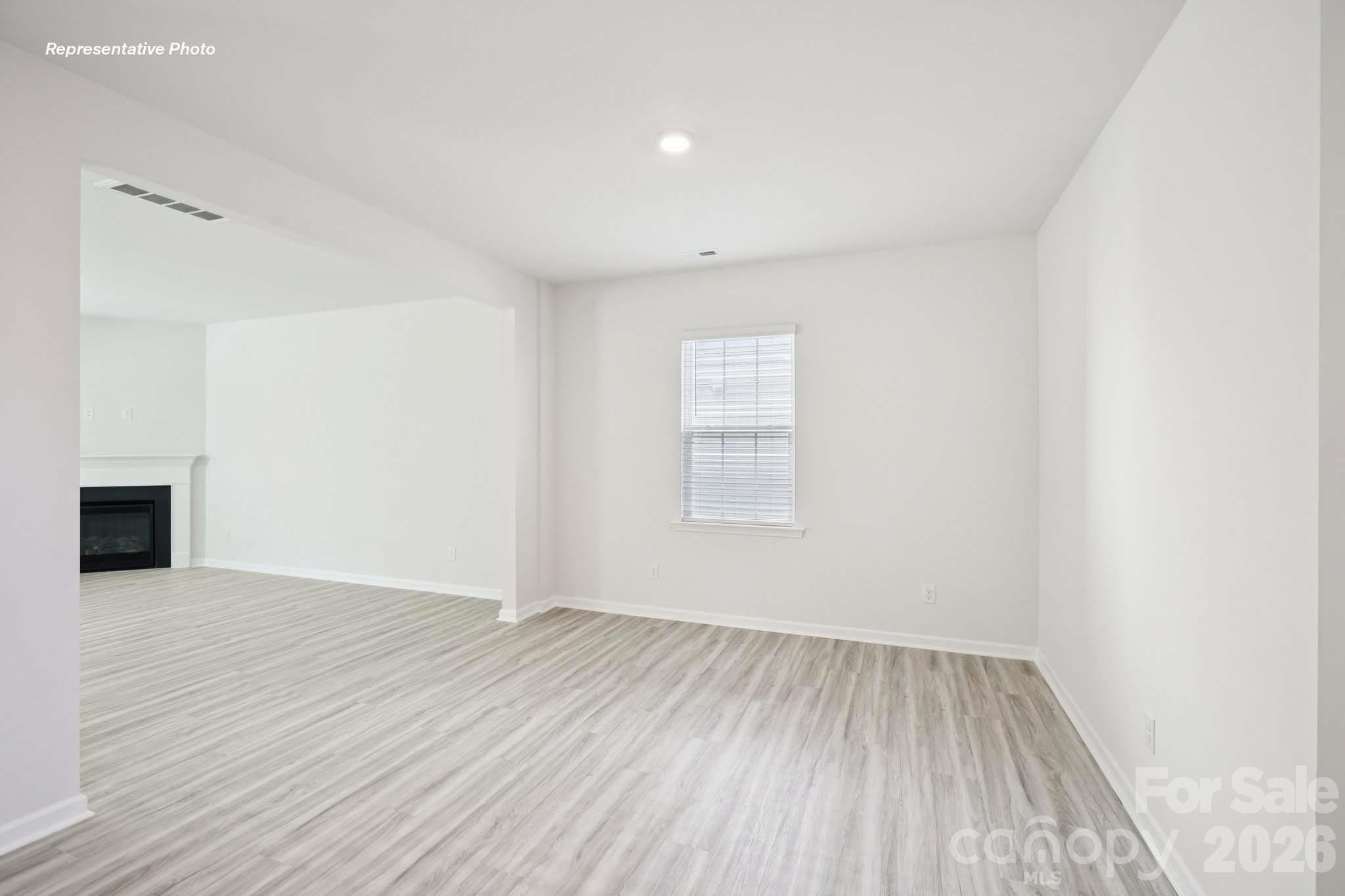 Single Family Residence at 127 Maple Valley Street, Statesville, photo 10 of 34