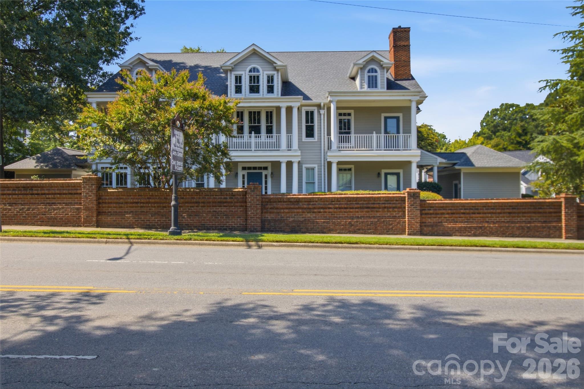 Condominium at 1056 The Glen Street, Statesville