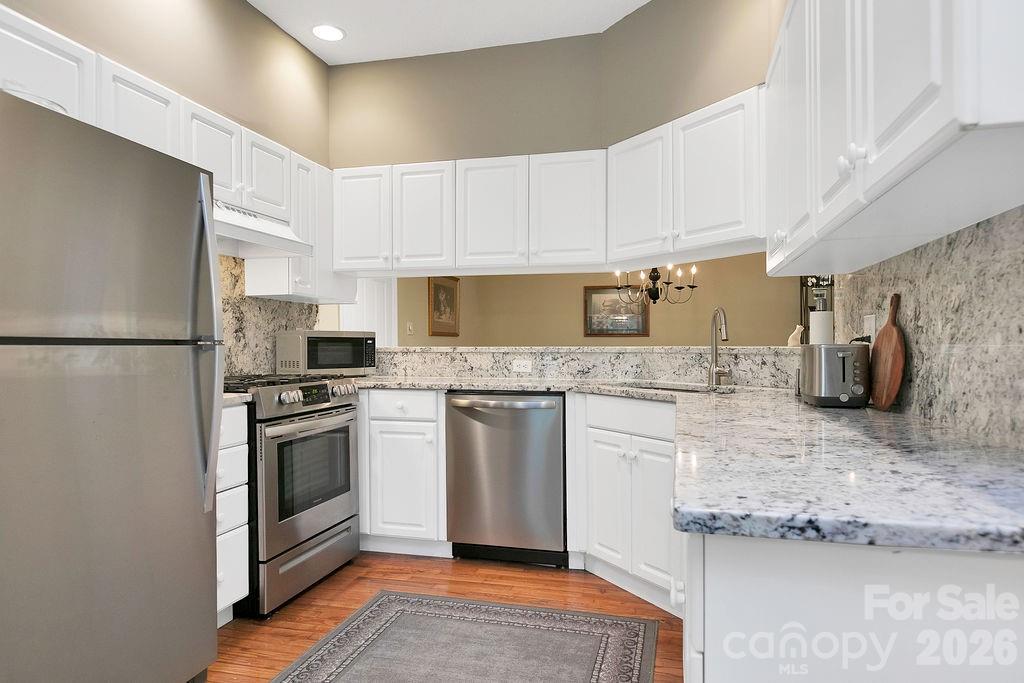 Single Family Residence at 61 Autumn Glen Court, Brevard, photo 8 of 39