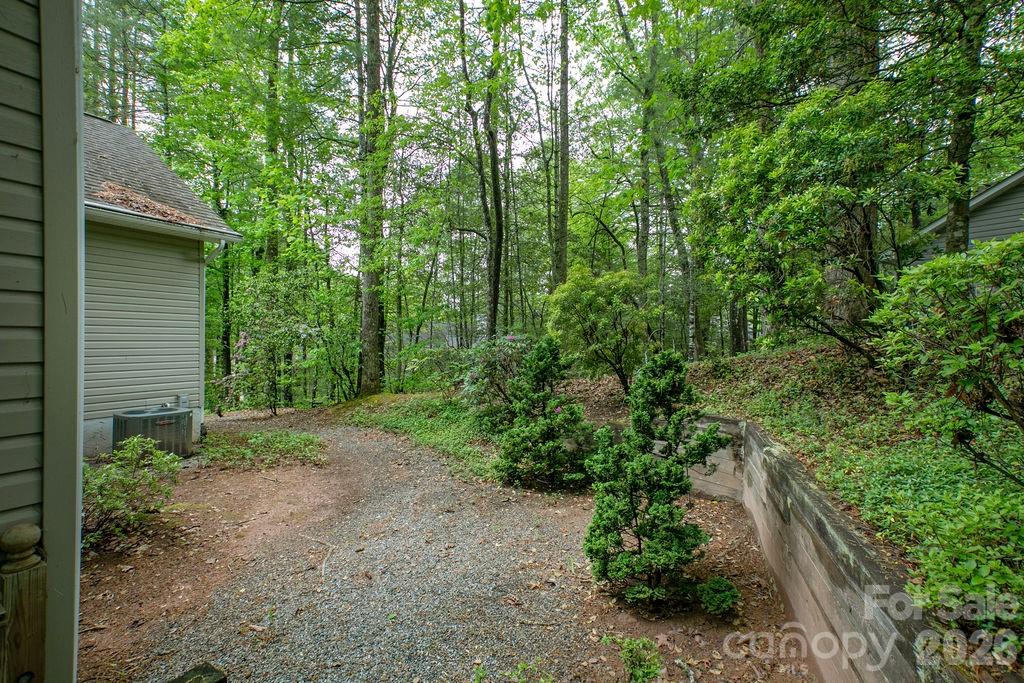 Single Family Residence at 61 Autumn Glen Court, Brevard, photo 37 of 39