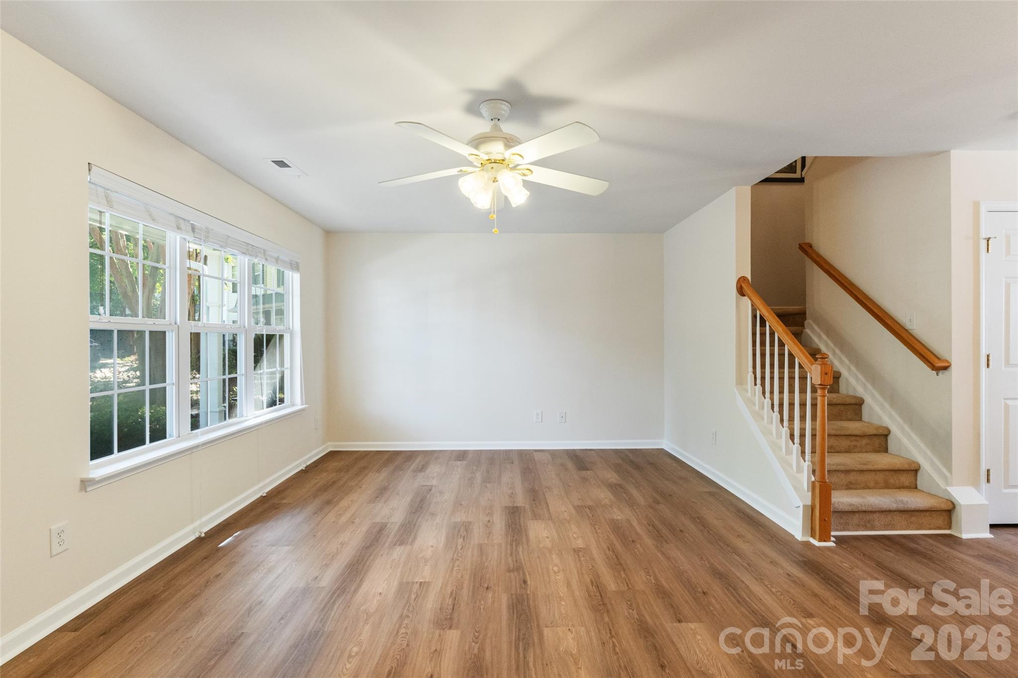 Townhouse at 713 Rock Lake Glen, Fort Mill, photo 4 of 30