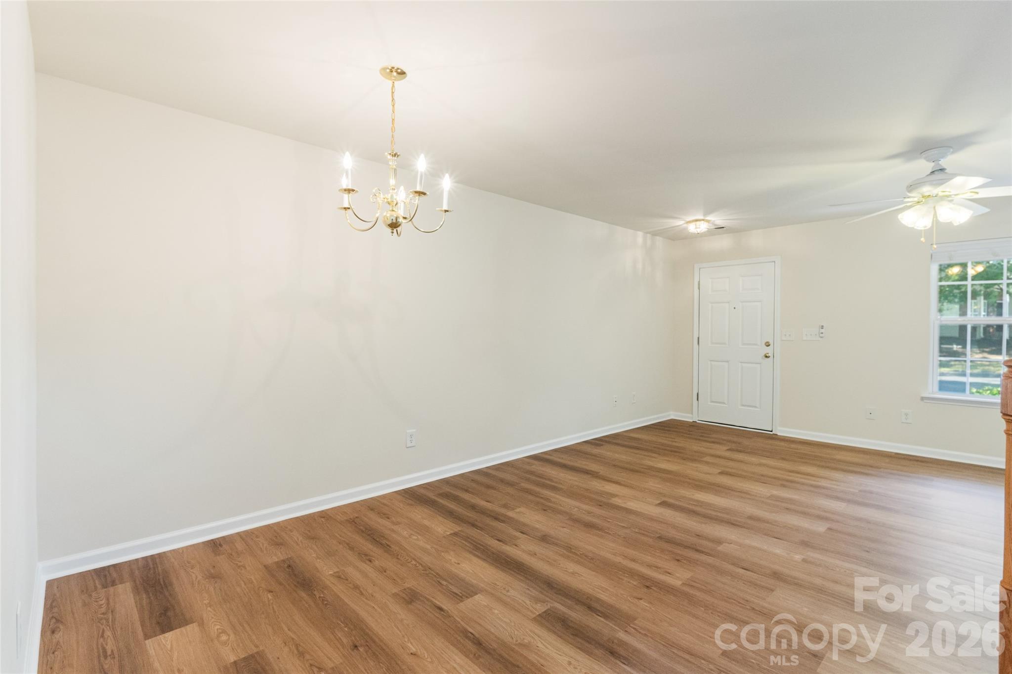 Townhouse at 713 Rock Lake Glen, Fort Mill, photo 8 of 30